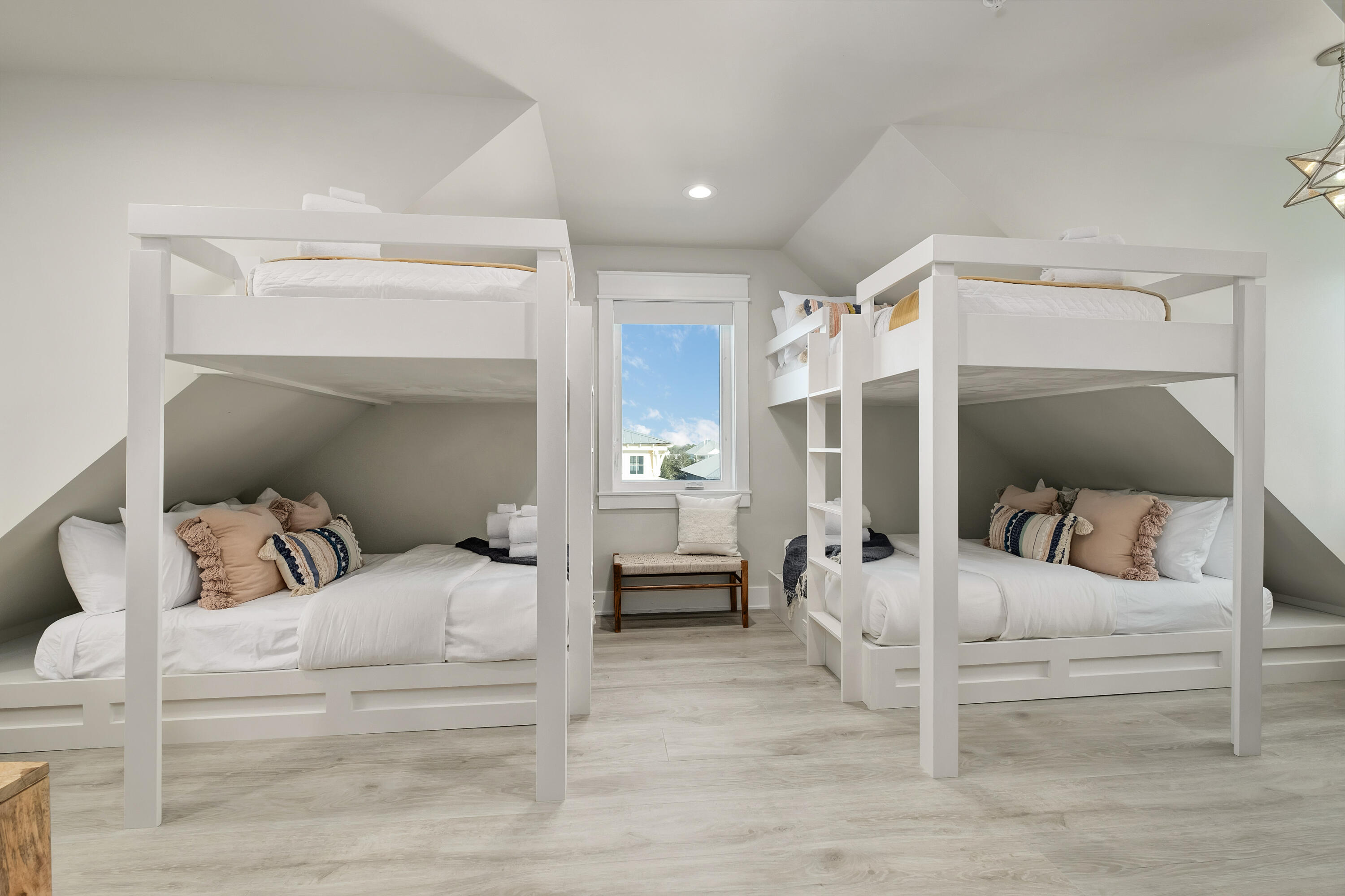 GRAYTON BEACH - Residential