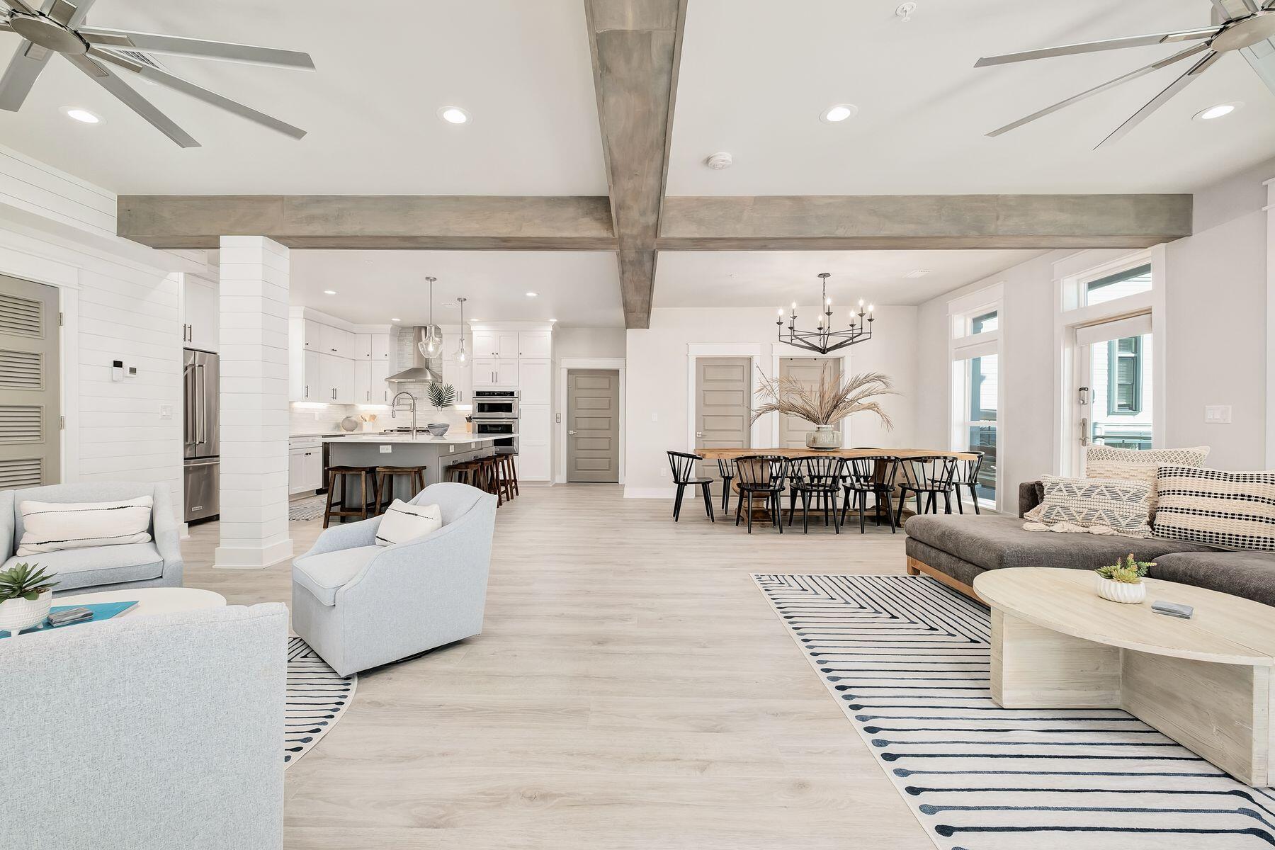 GRAYTON BEACH - Residential