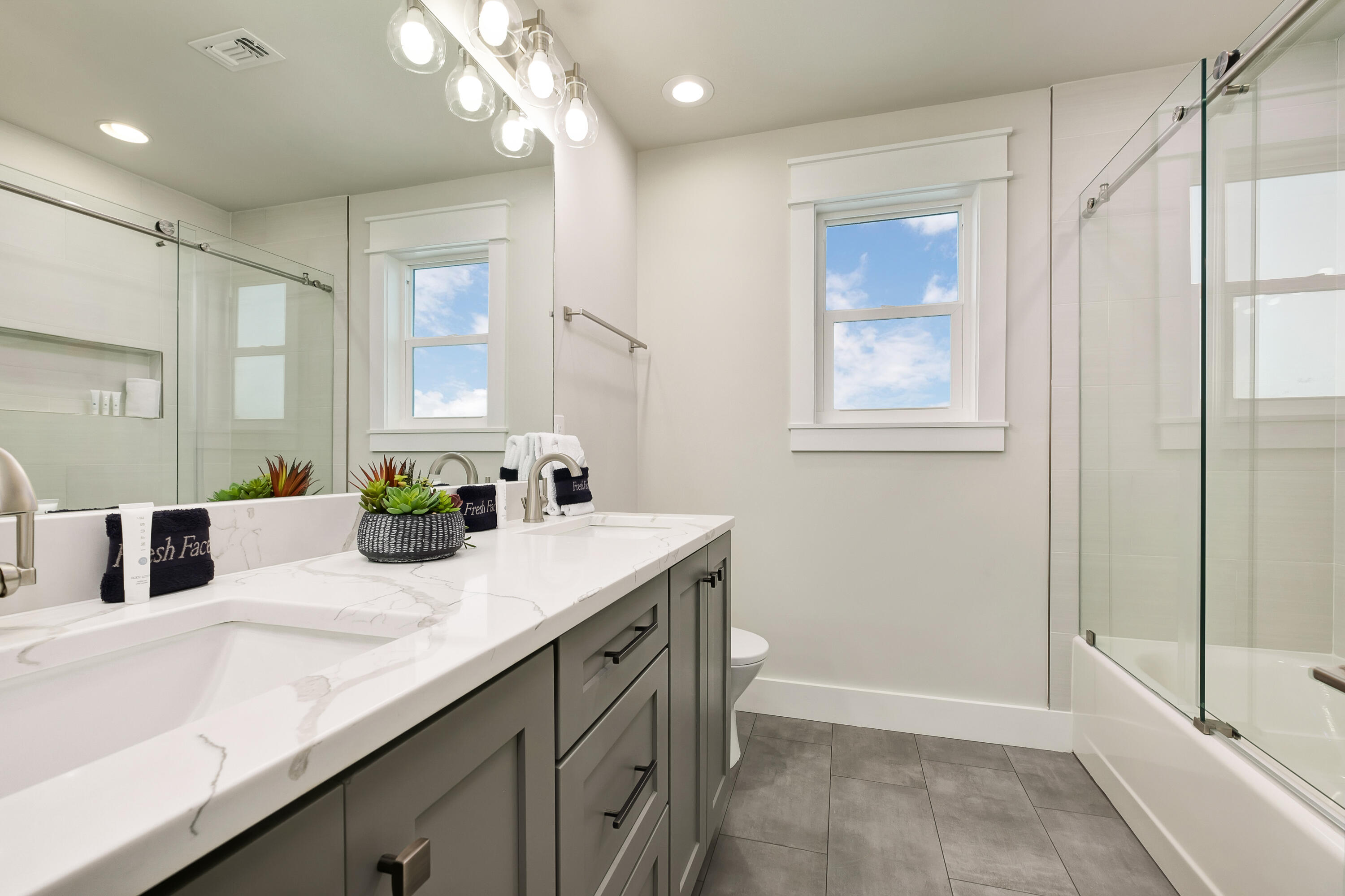 GRAYTON BEACH - Residential