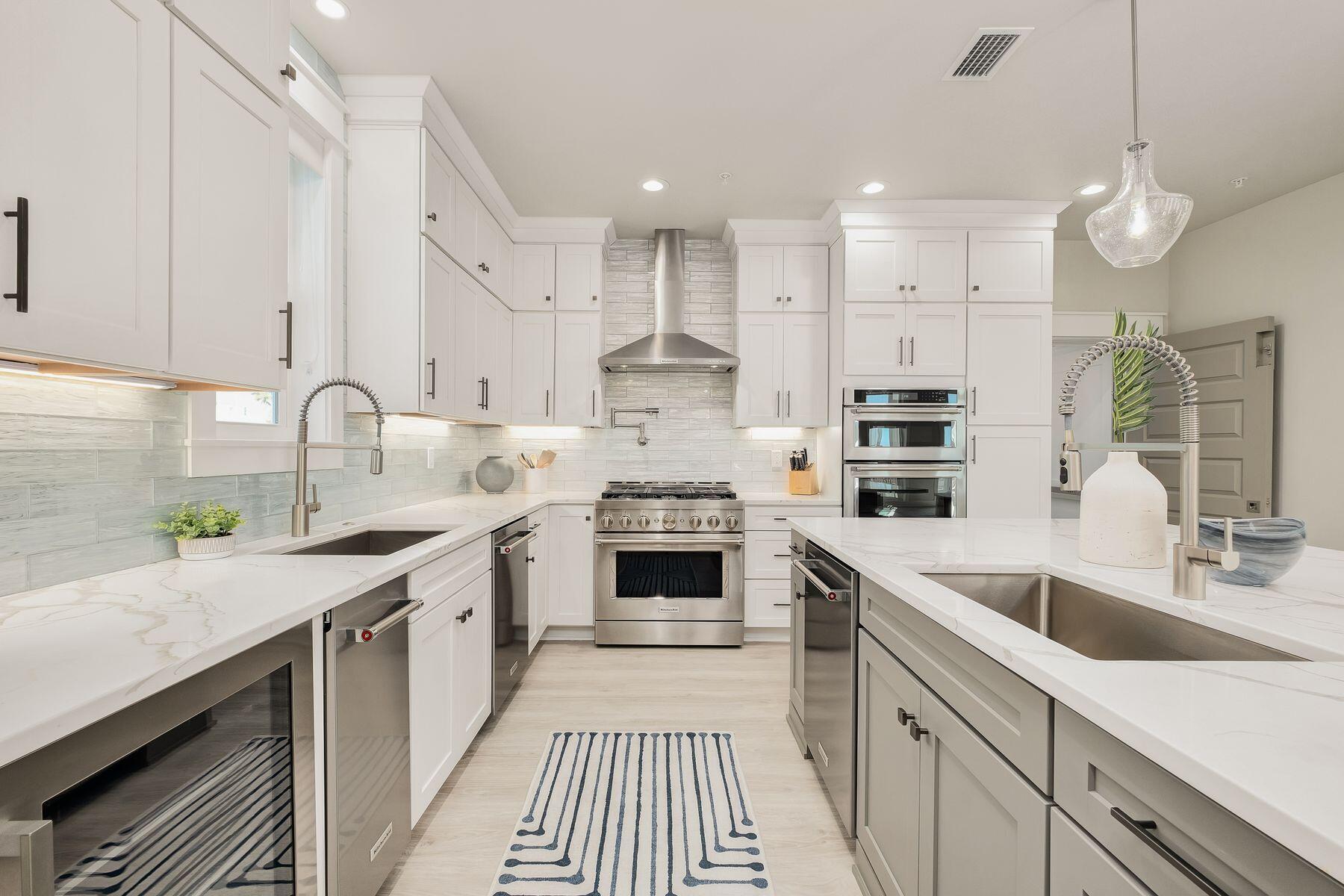 GRAYTON BEACH - Residential