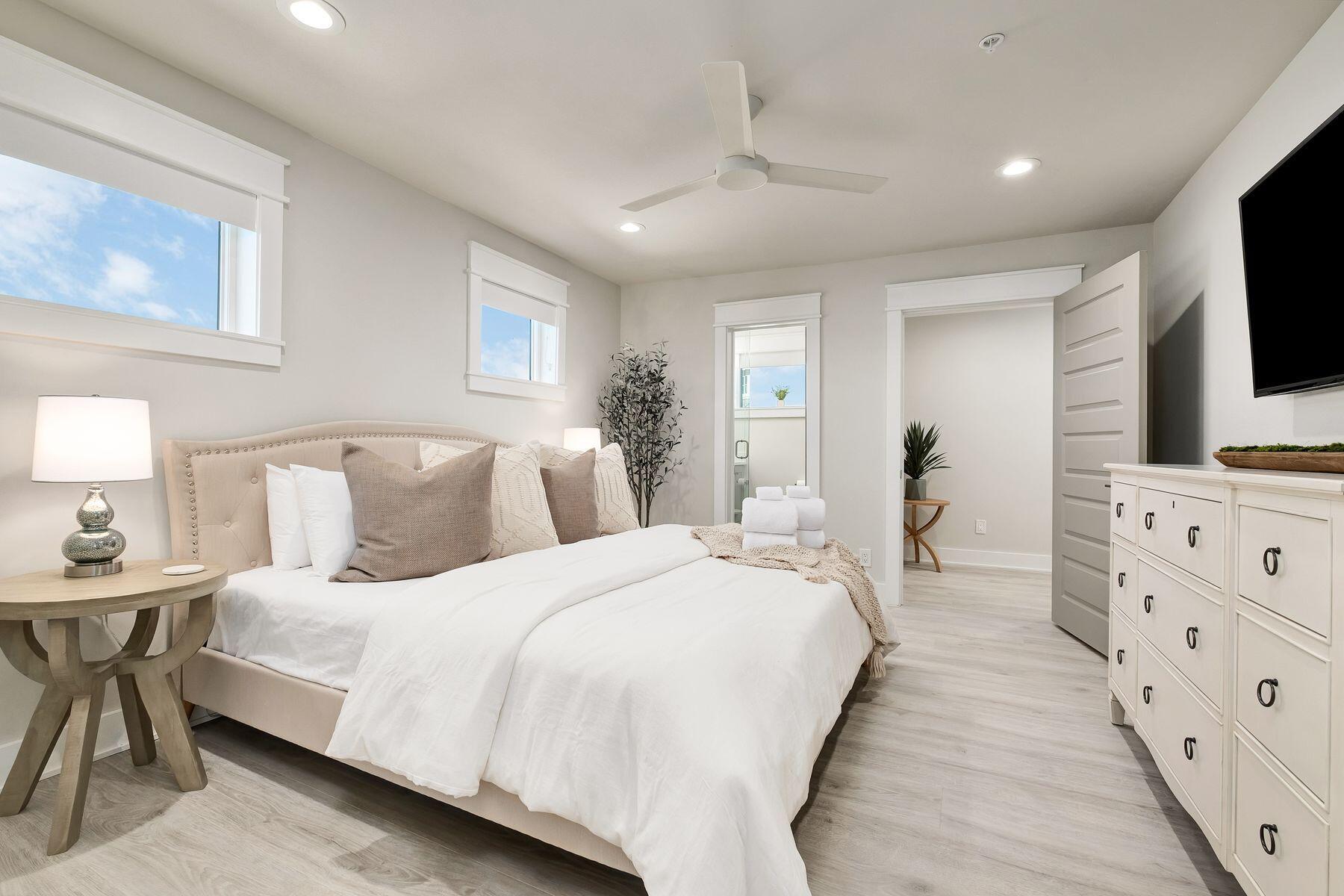 GRAYTON BEACH - Residential