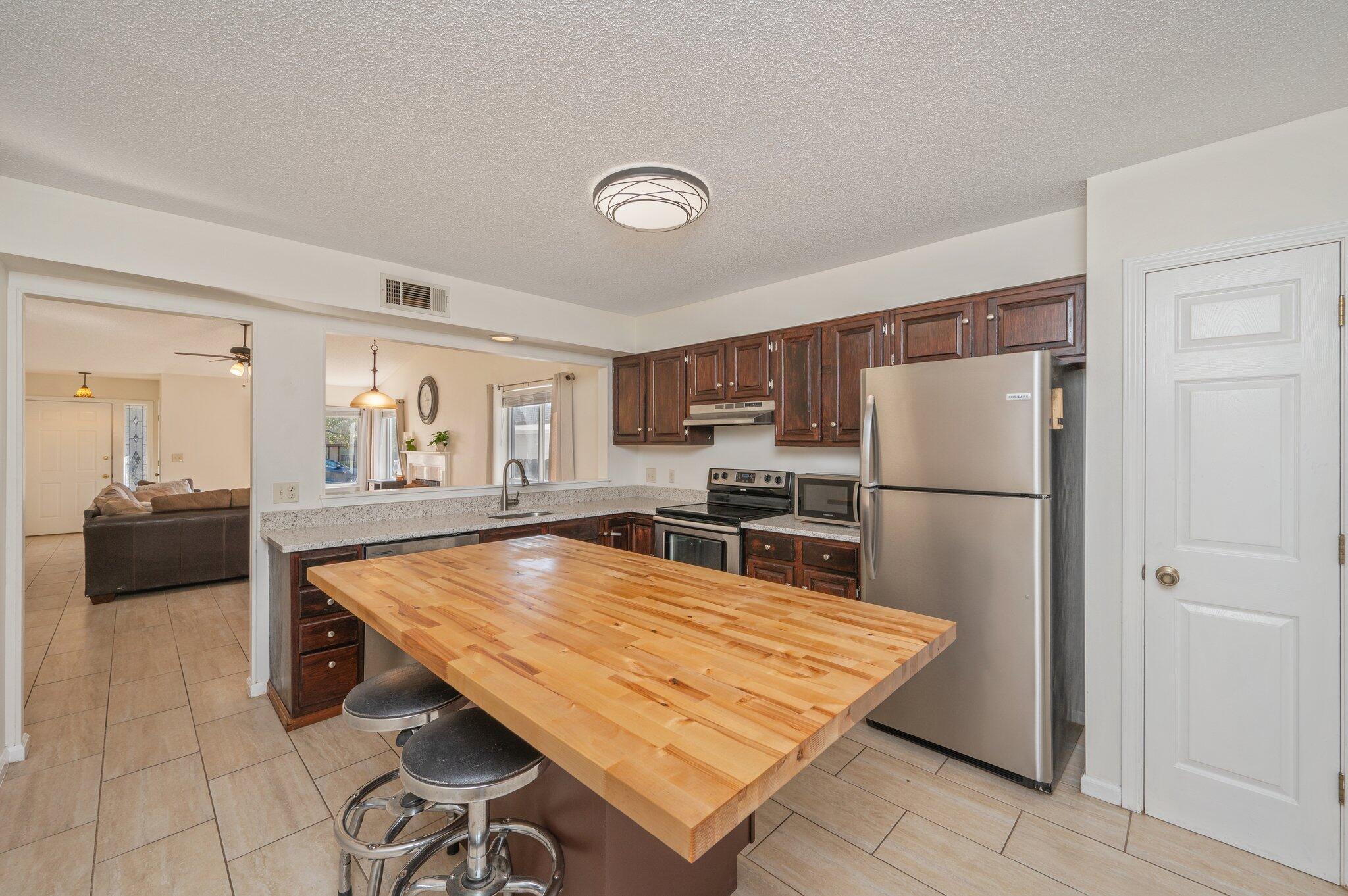 CEDAR RIDGE PH 9 - Residential