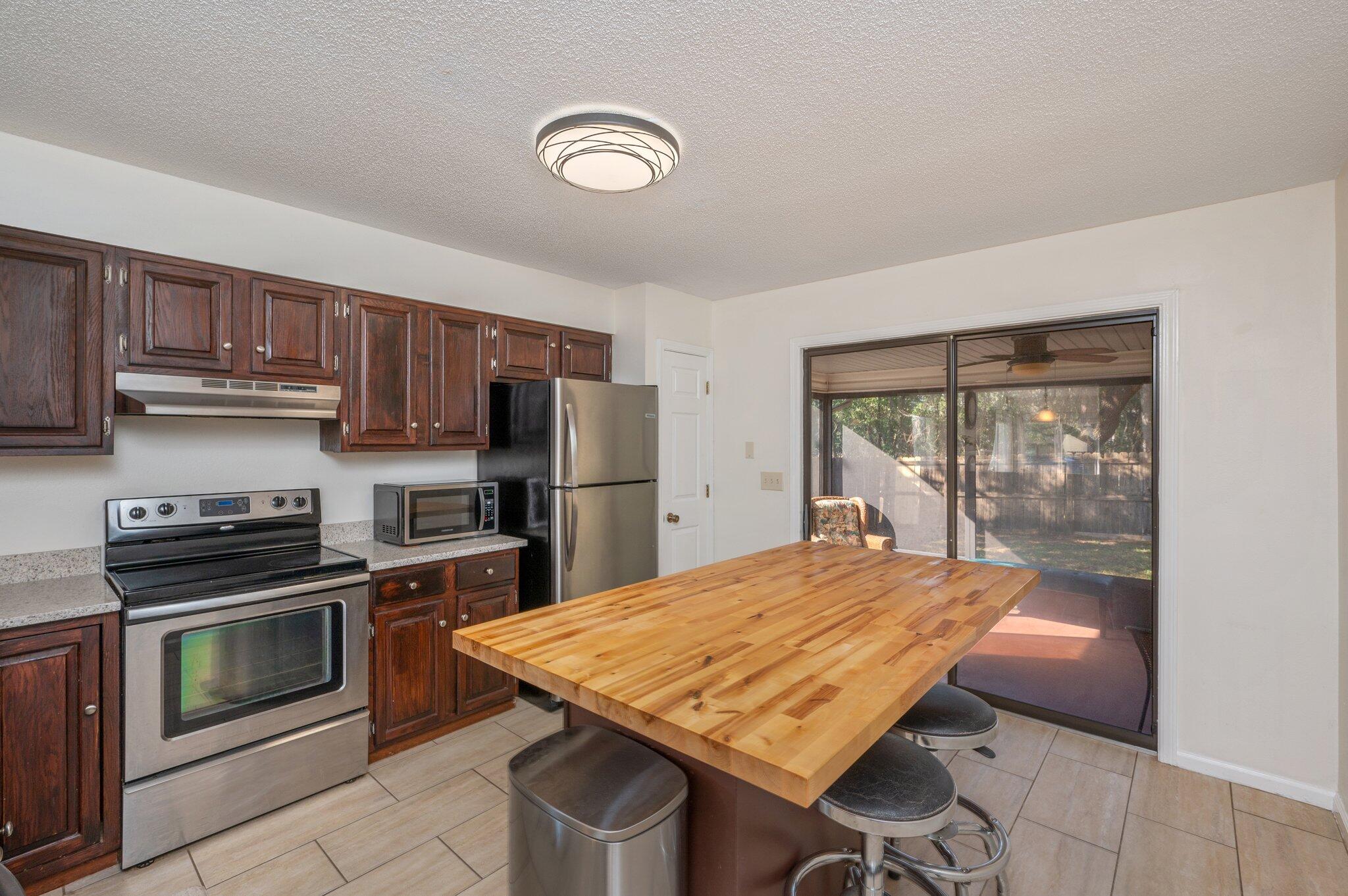 CEDAR RIDGE PH 9 - Residential