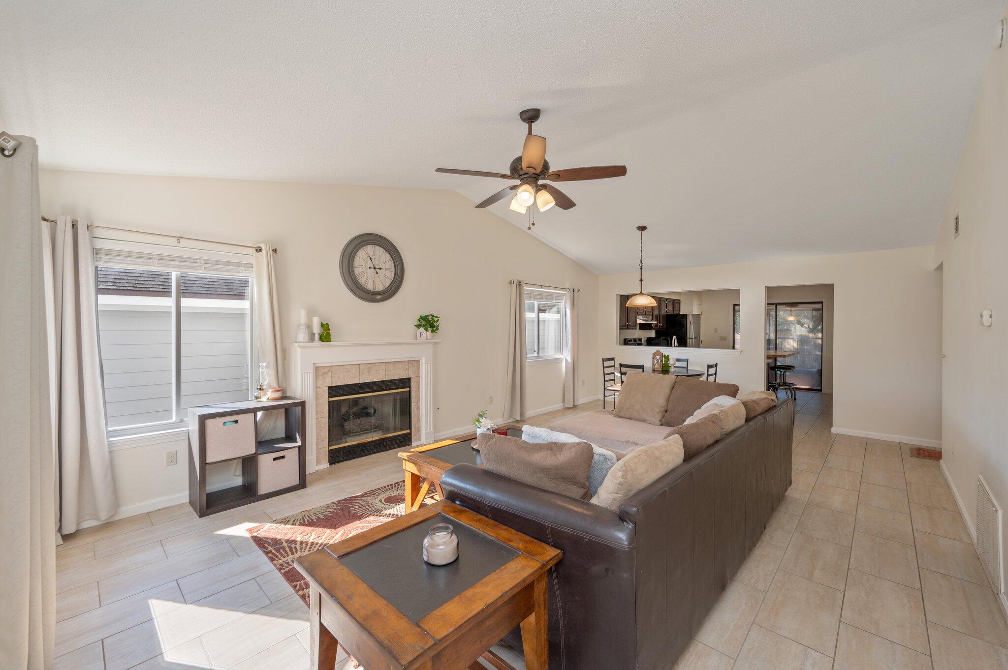 CEDAR RIDGE PH 9 - Residential