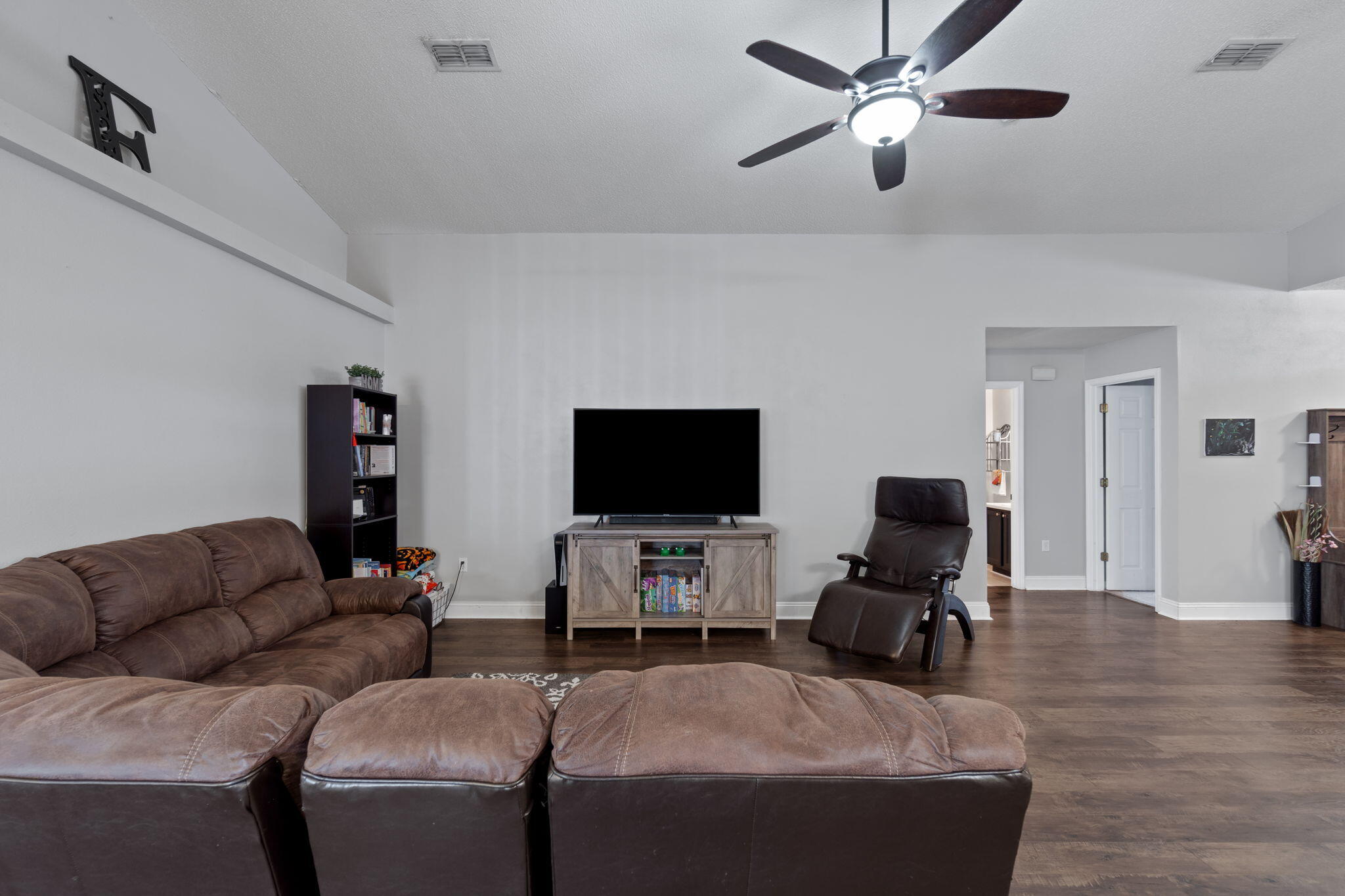 REDSTONE ESTATES - Residential