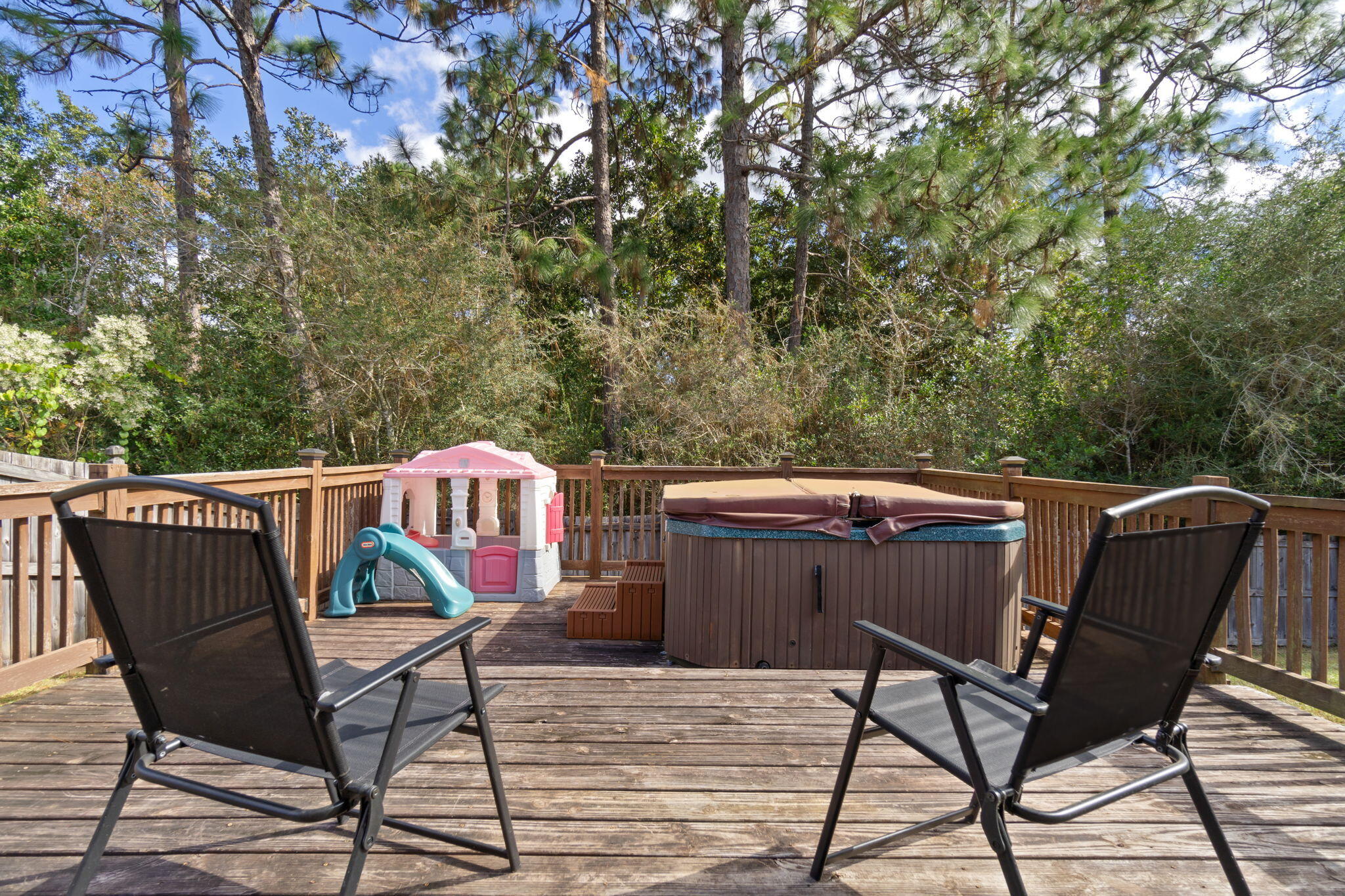 REDSTONE ESTATES - Residential