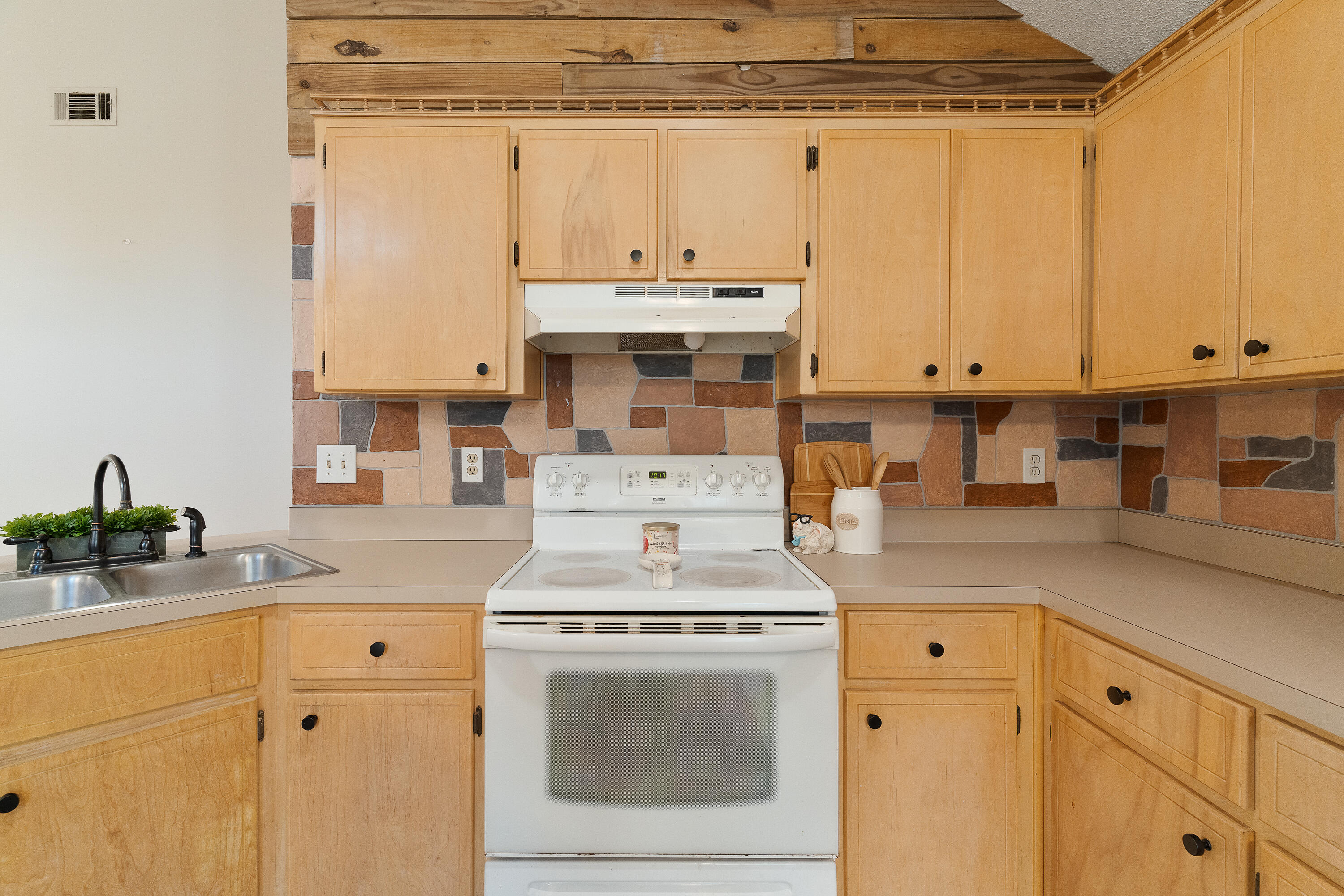 WHITNEY PINES - Residential