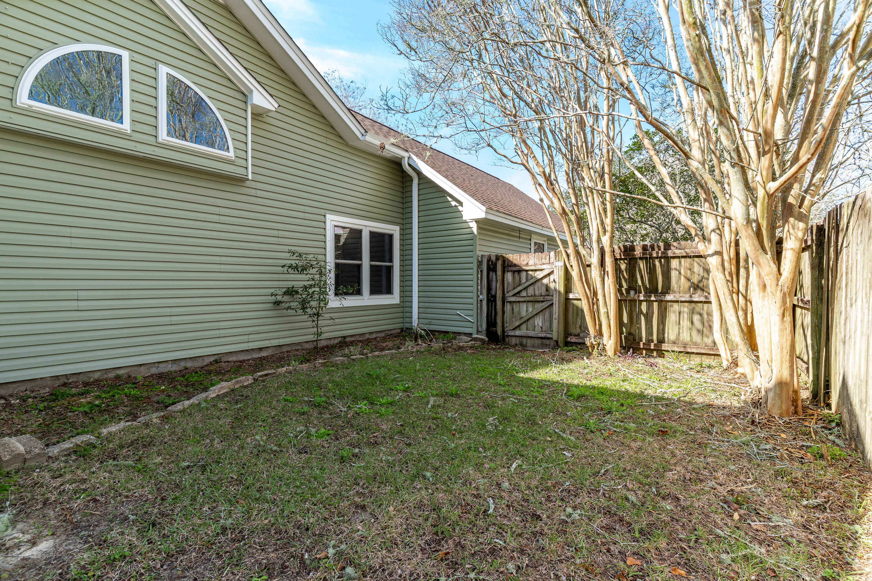 WHITNEY PINES - Residential