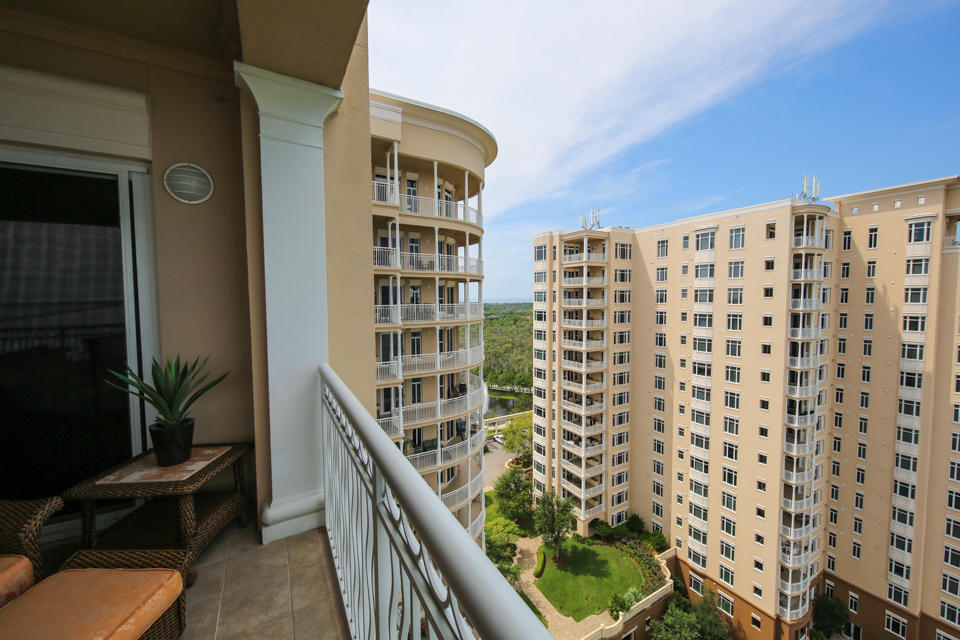 ONE WATER PLACE AT KELLY PLANTATION - Residential