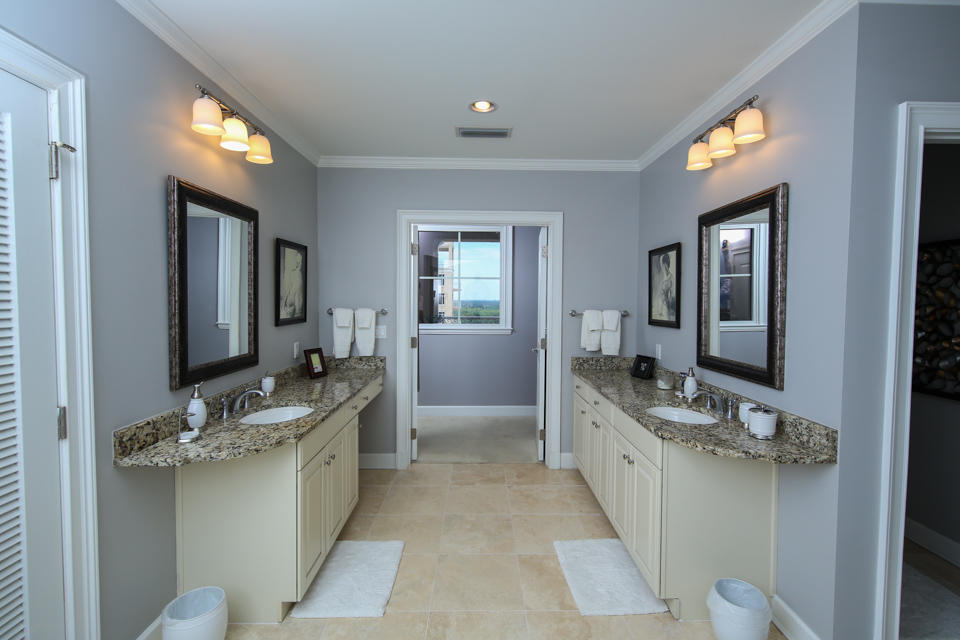 ONE WATER PLACE AT KELLY PLANTATION - Residential