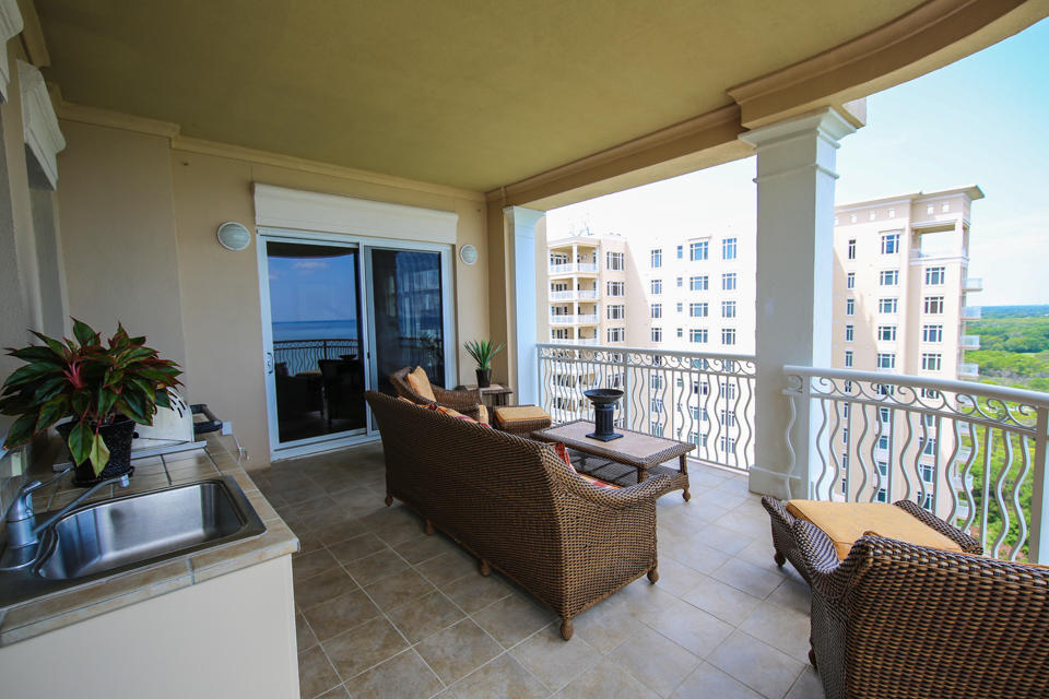 ONE WATER PLACE AT KELLY PLANTATION - Residential