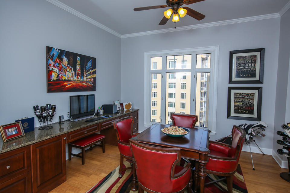 ONE WATER PLACE AT KELLY PLANTATION - Residential