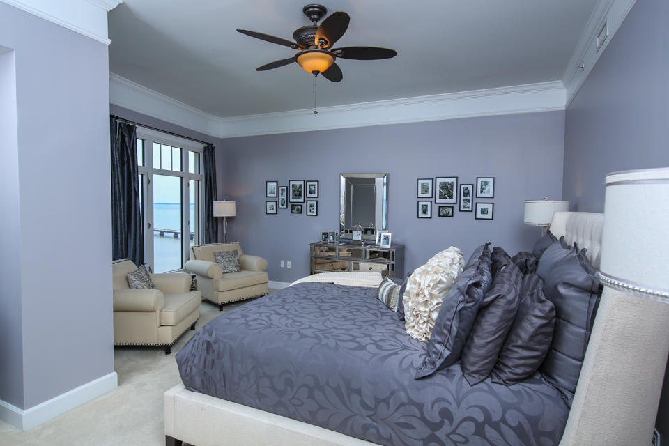 ONE WATER PLACE AT KELLY PLANTATION - Residential