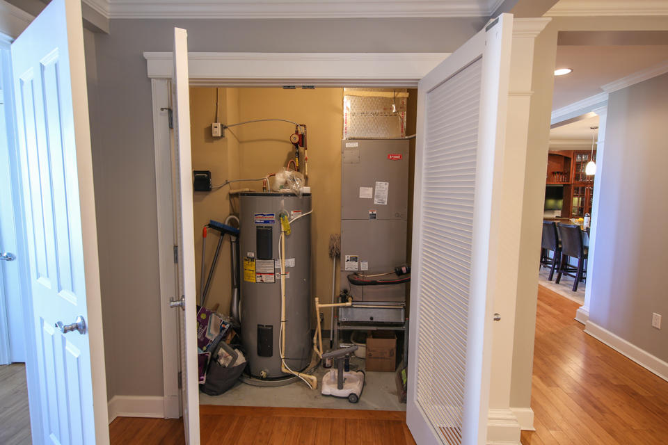 ONE WATER PLACE AT KELLY PLANTATION - Residential