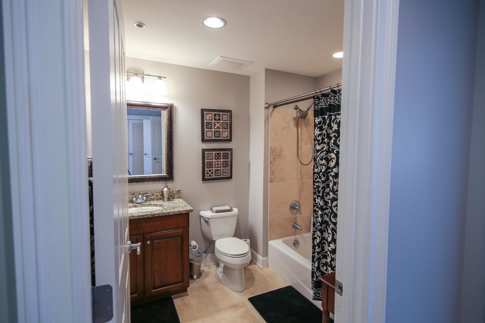 ONE WATER PLACE AT KELLY PLANTATION - Residential