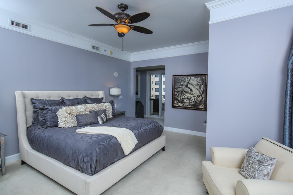 ONE WATER PLACE AT KELLY PLANTATION - Residential