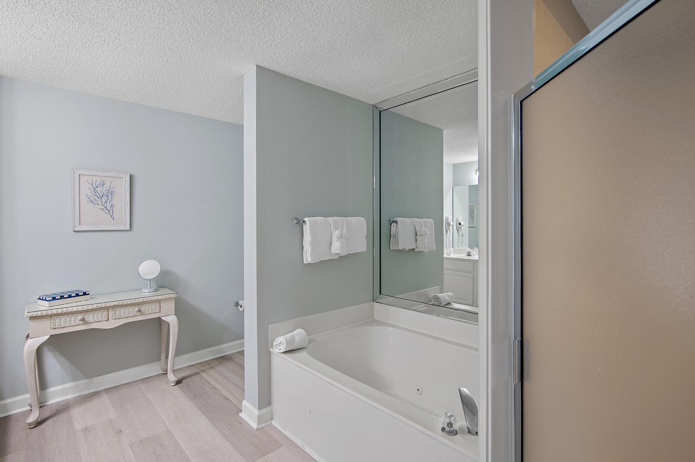 TIDES AT TOPS'L - Residential