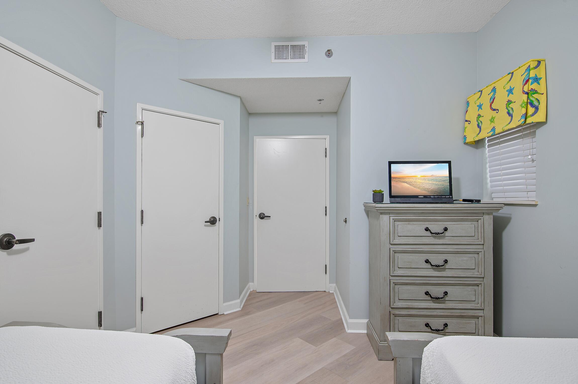 TIDES AT TOPS'L - Residential