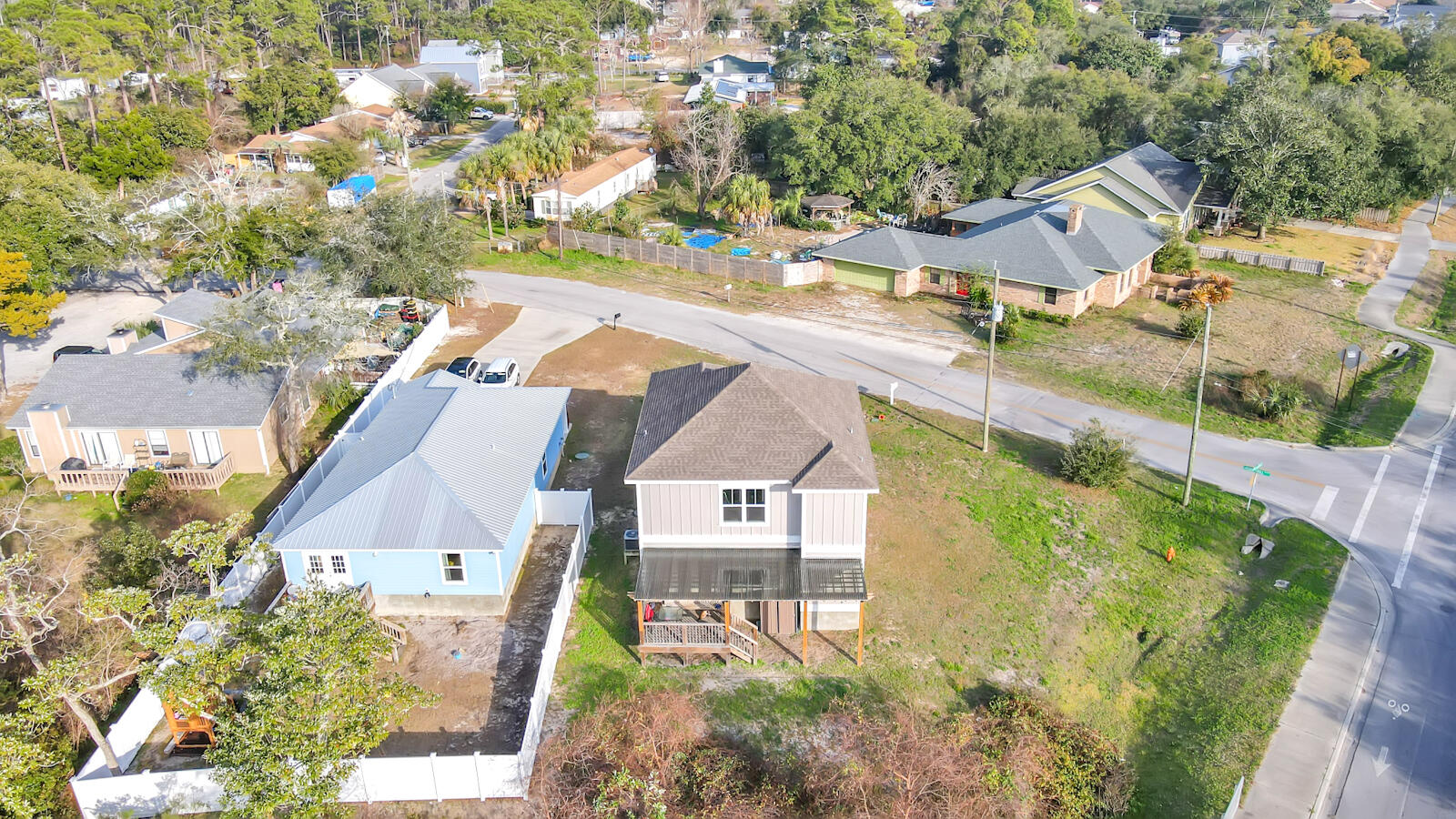 NO RECORDED SUBDIVISION - Residential