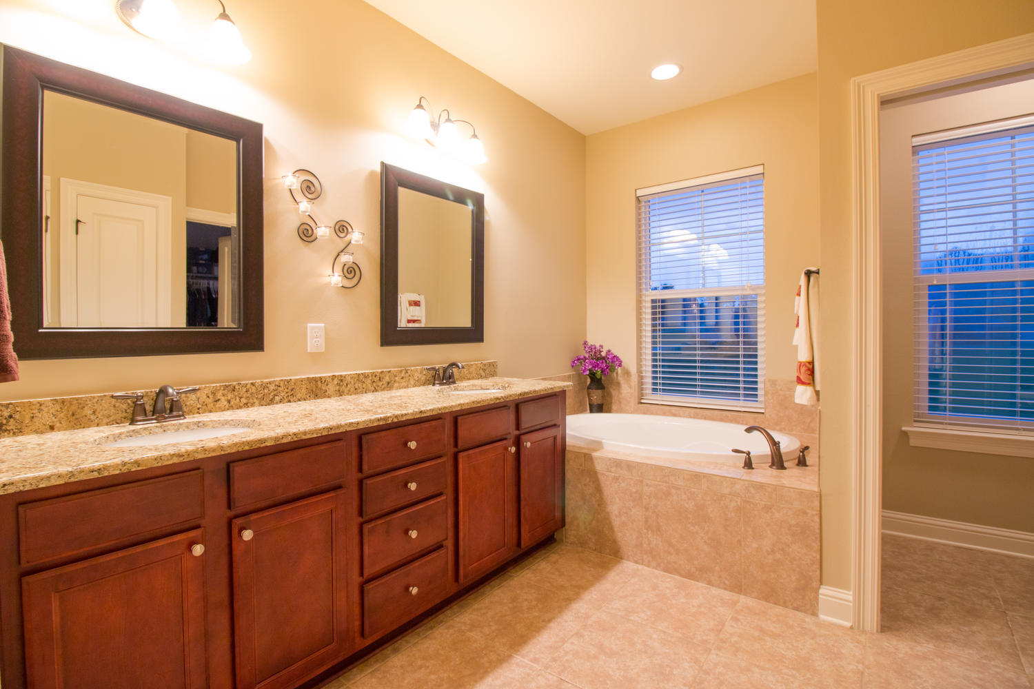 Hawks Landing - Residential