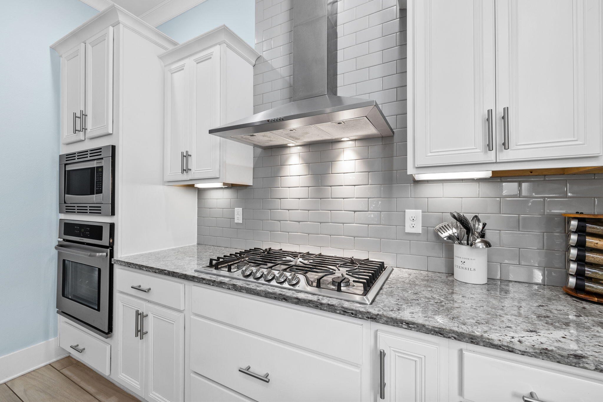 HIGHLAND PARKS - Residential