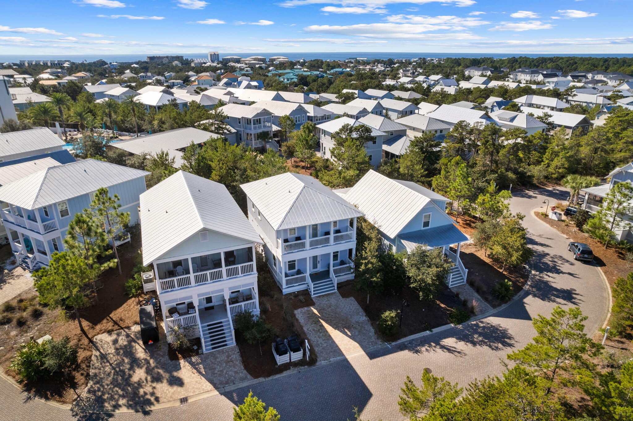 HIGHLAND PARKS - Residential