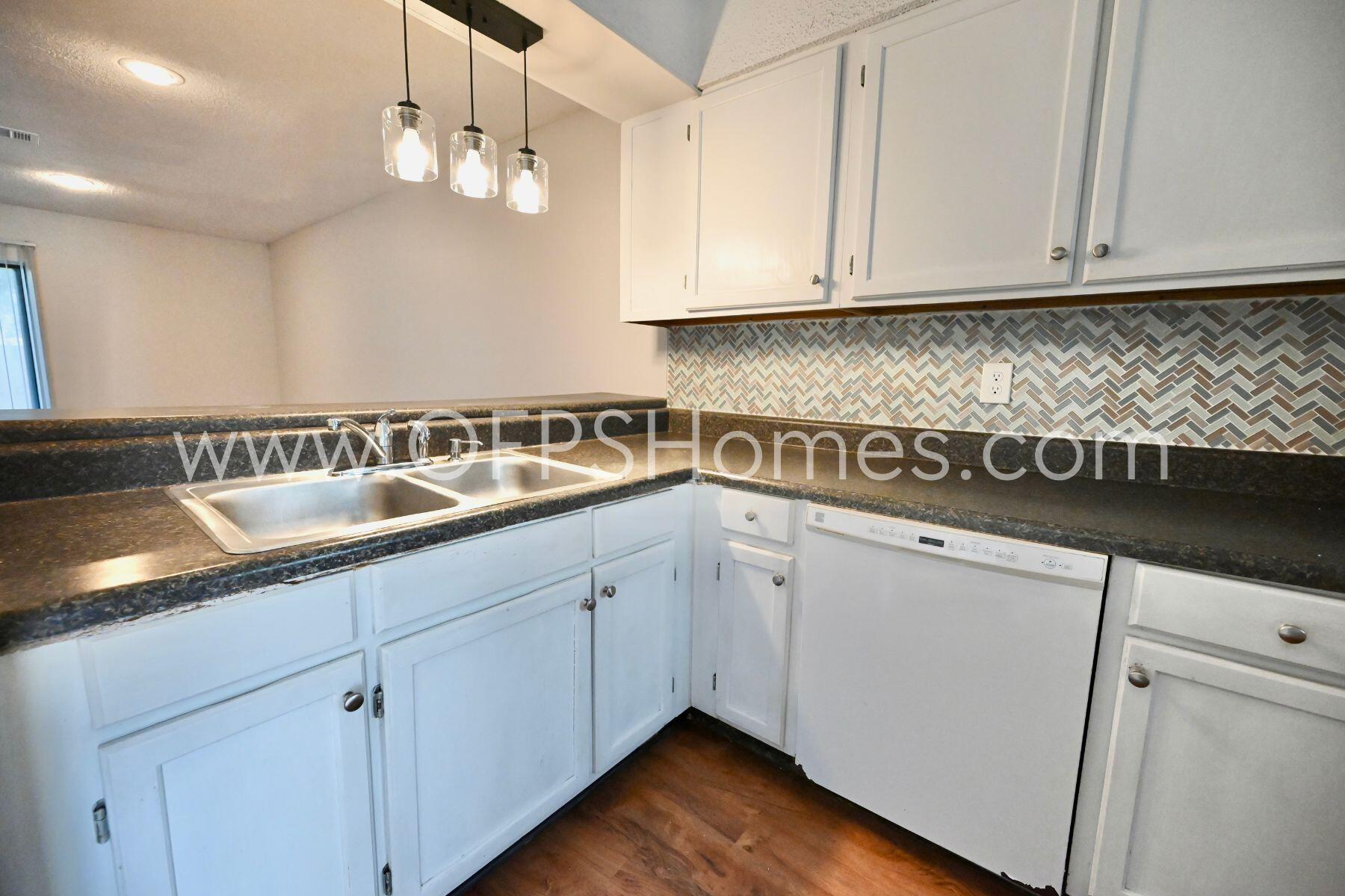 NEW WALTON VILLAGE - Residential Lease