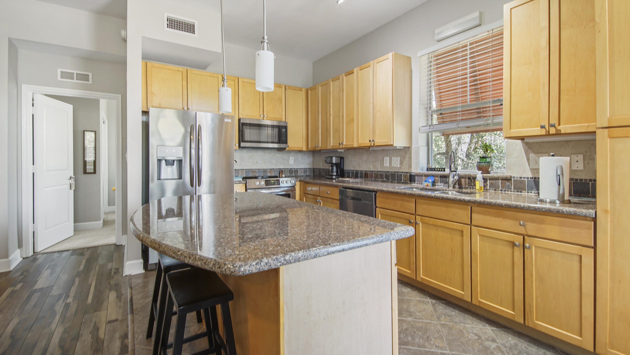 ISLAND RESERVE - Residential