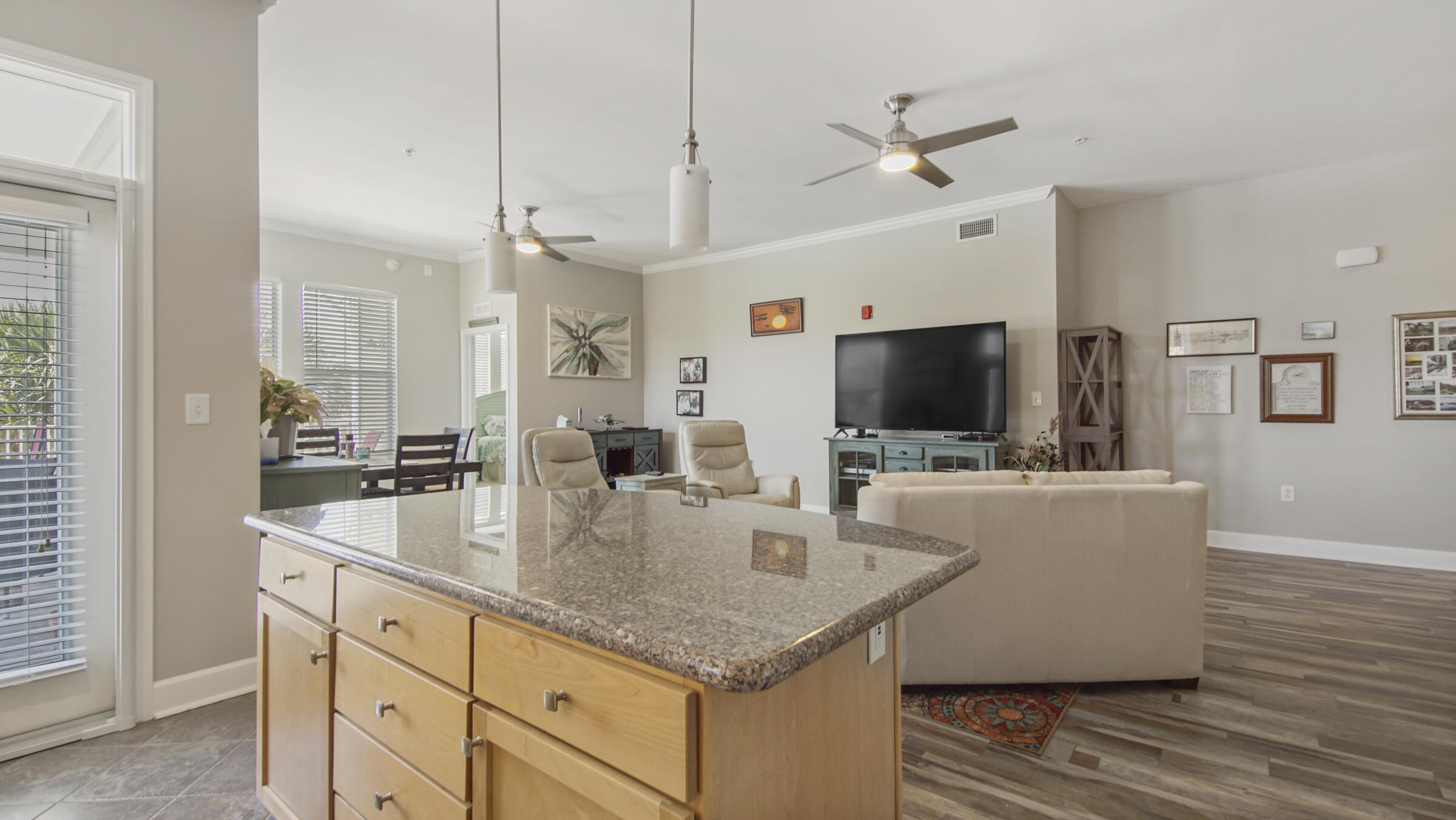 ISLAND RESERVE - Residential