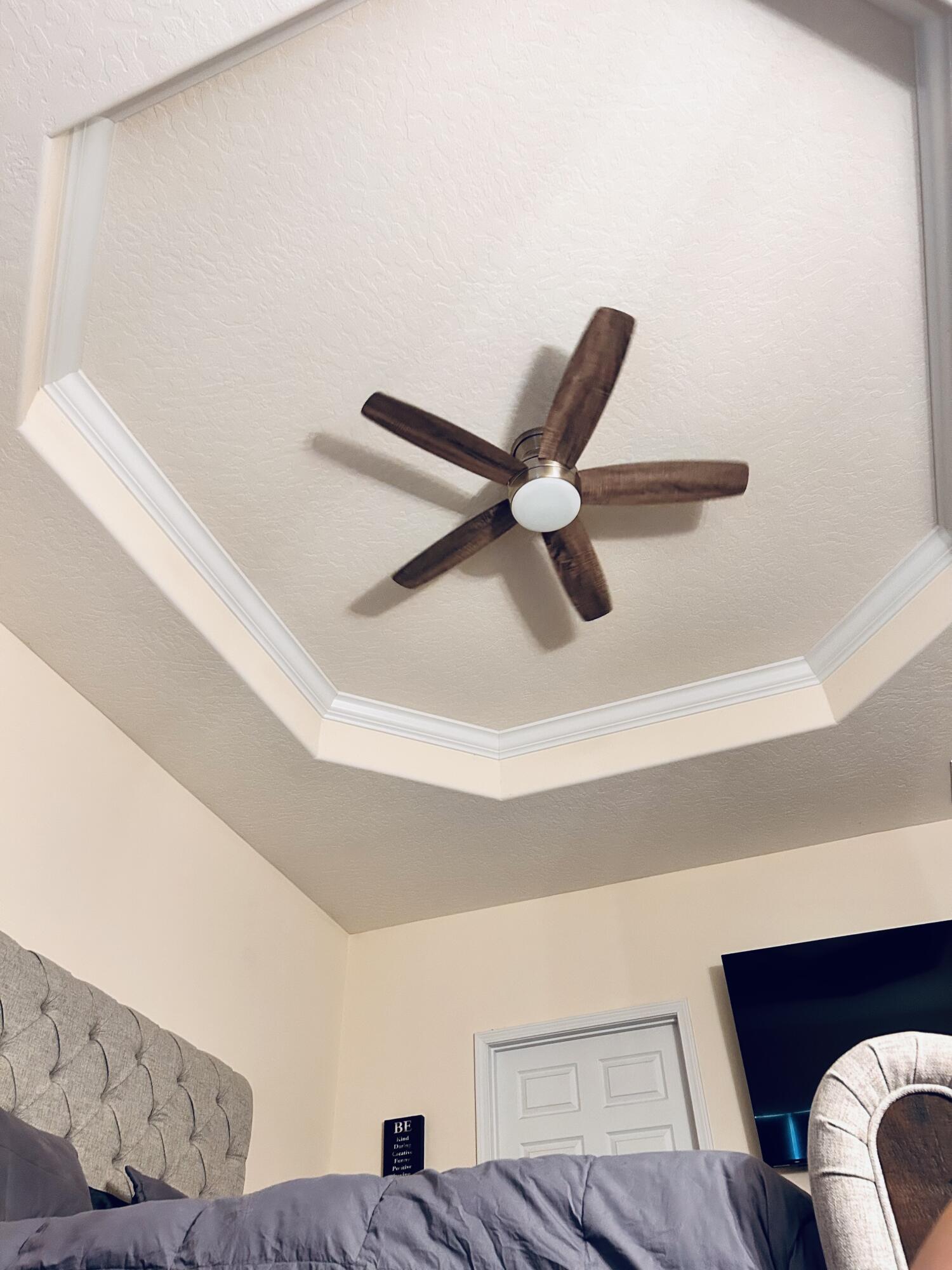 CRESCENT SHORES - Residential Lease