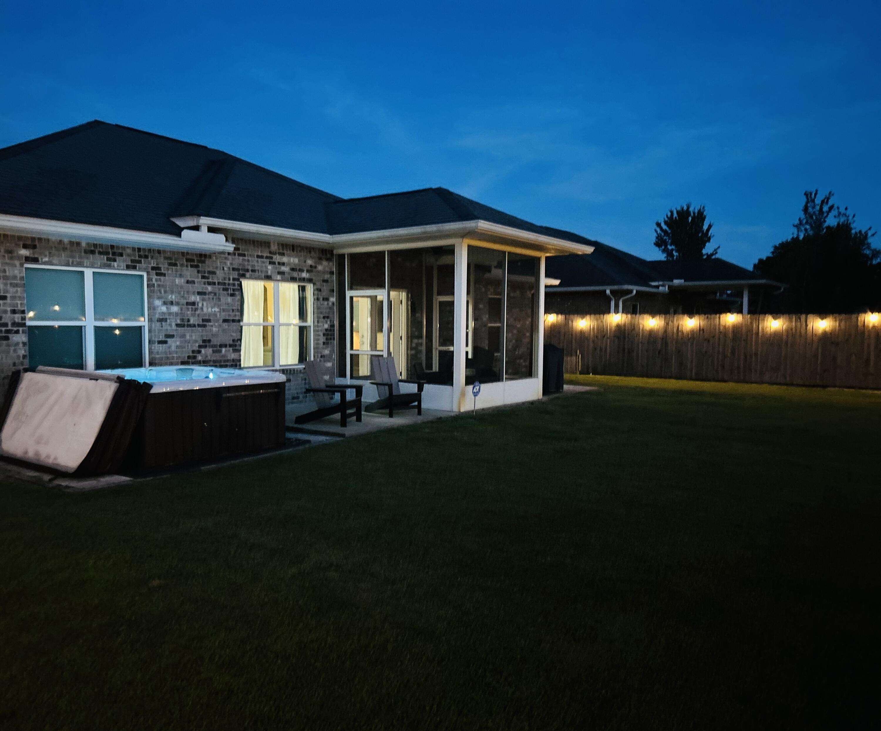 CRESCENT SHORES - Residential Lease