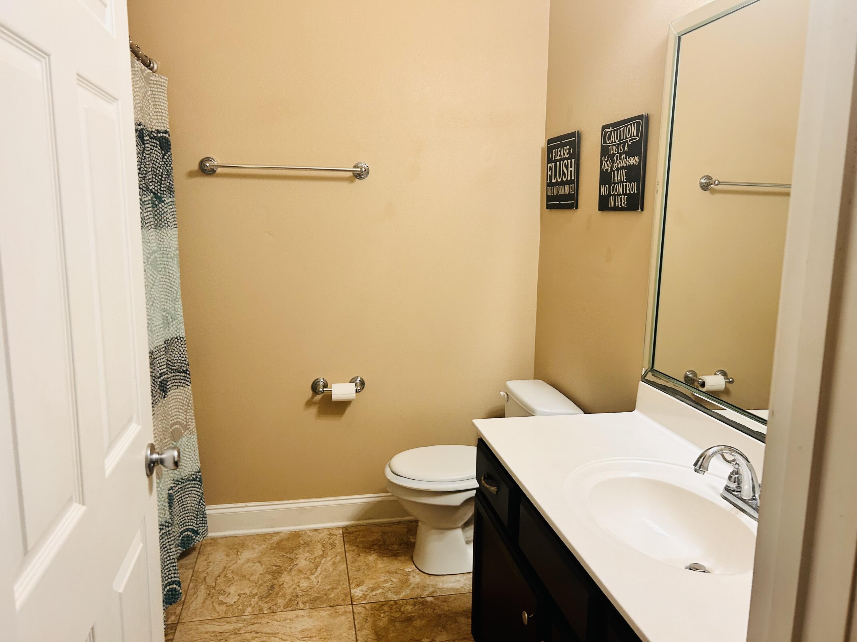 CRESCENT SHORES - Residential Lease