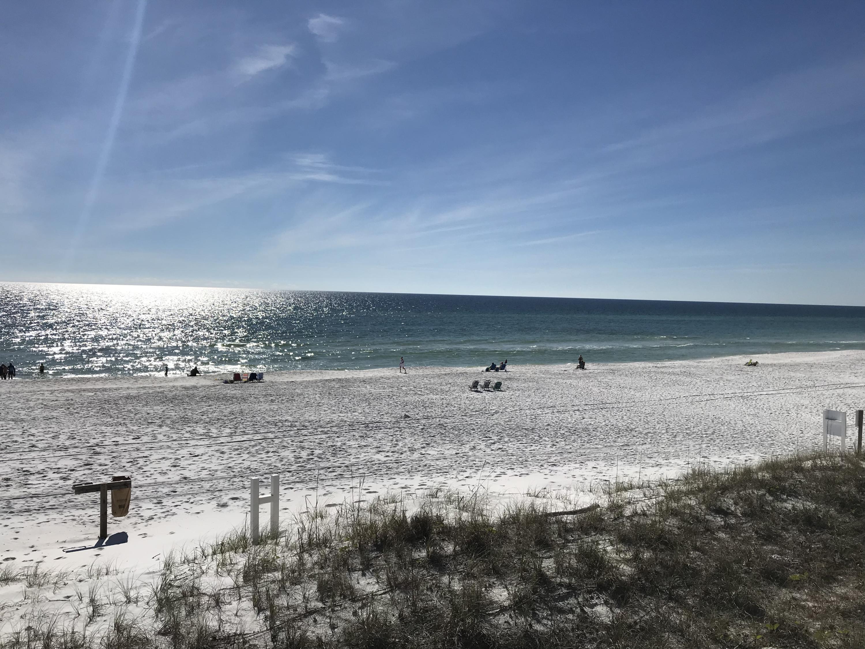 Seascape Condo Garden Villa - Residential