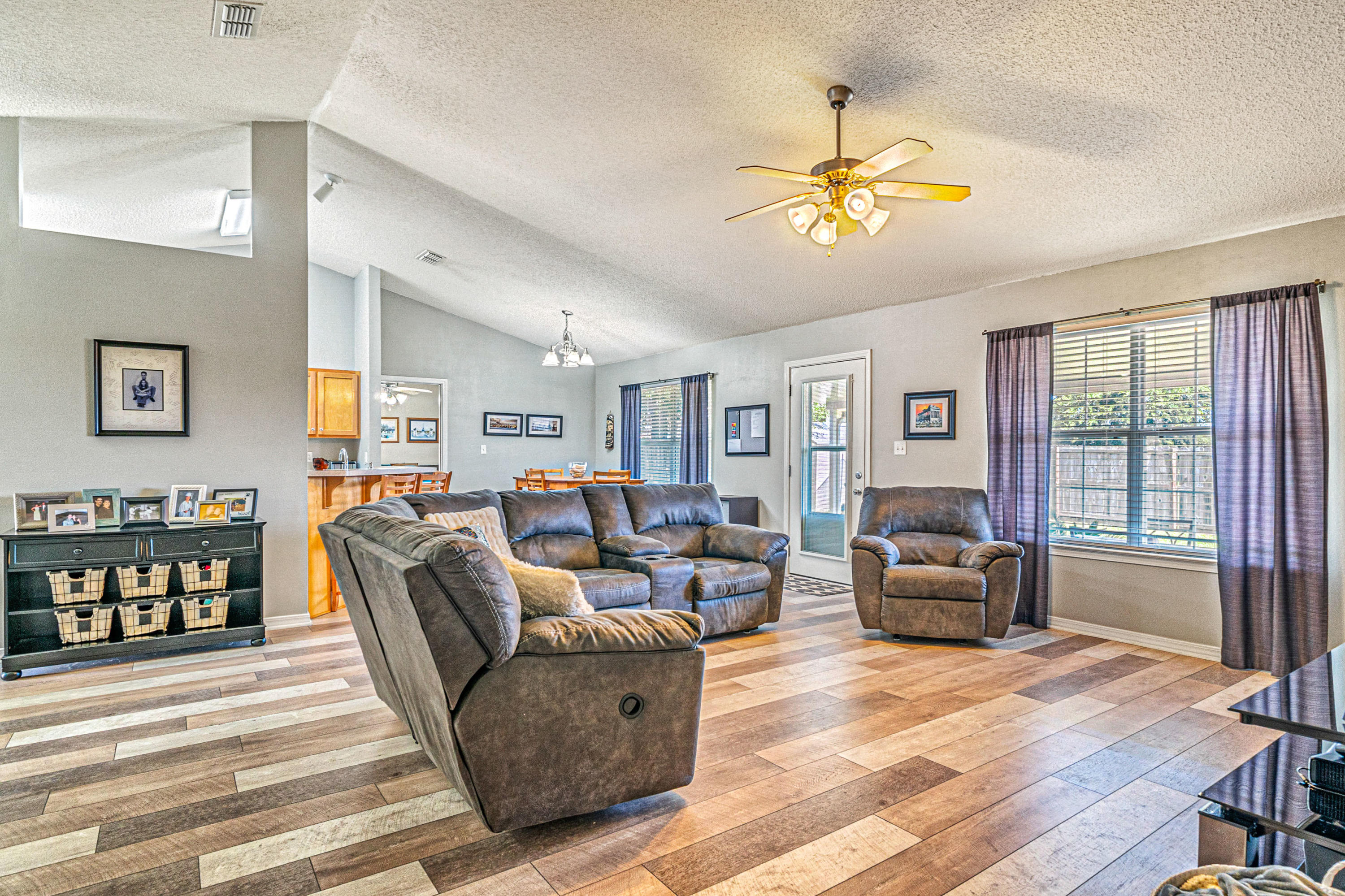 IRON GATE S/D PH I - Residential