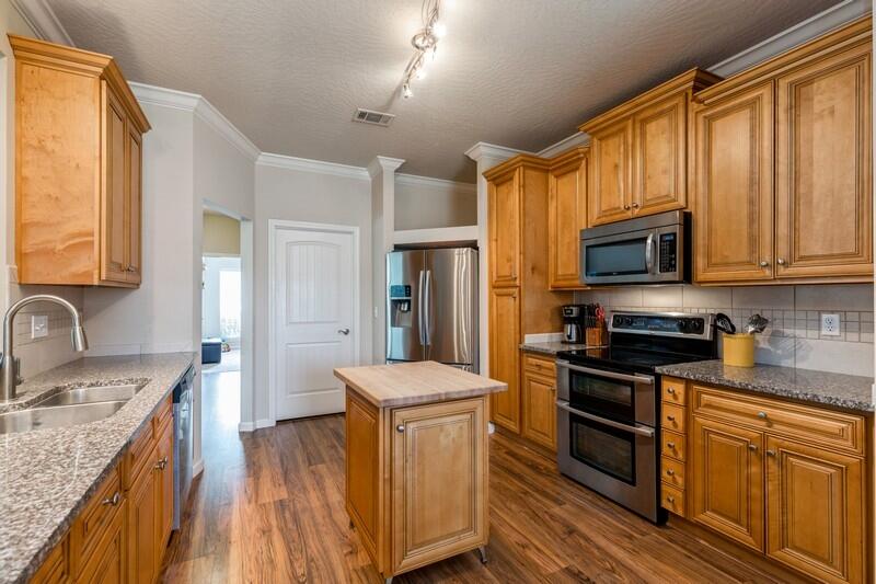 DUGGAN POND ESTATES - Residential