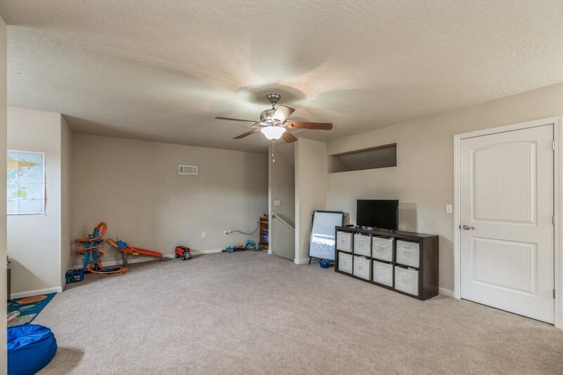 DUGGAN POND ESTATES - Residential