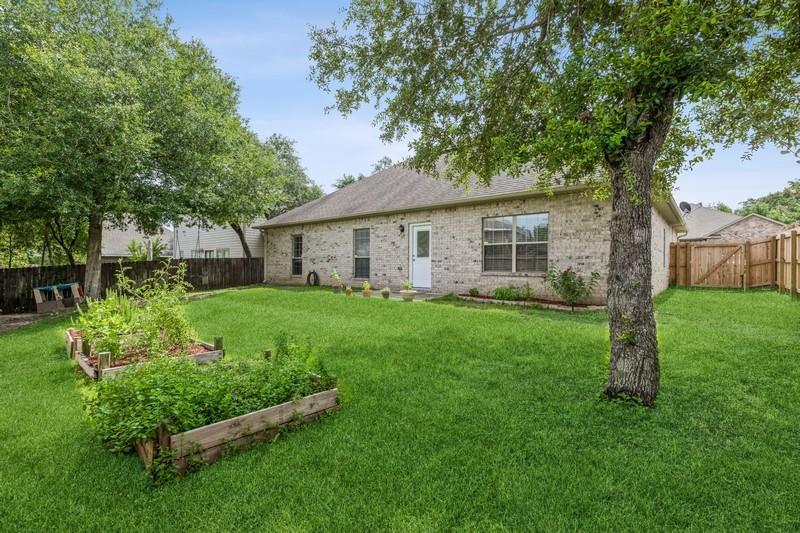 DUGGAN POND ESTATES - Residential