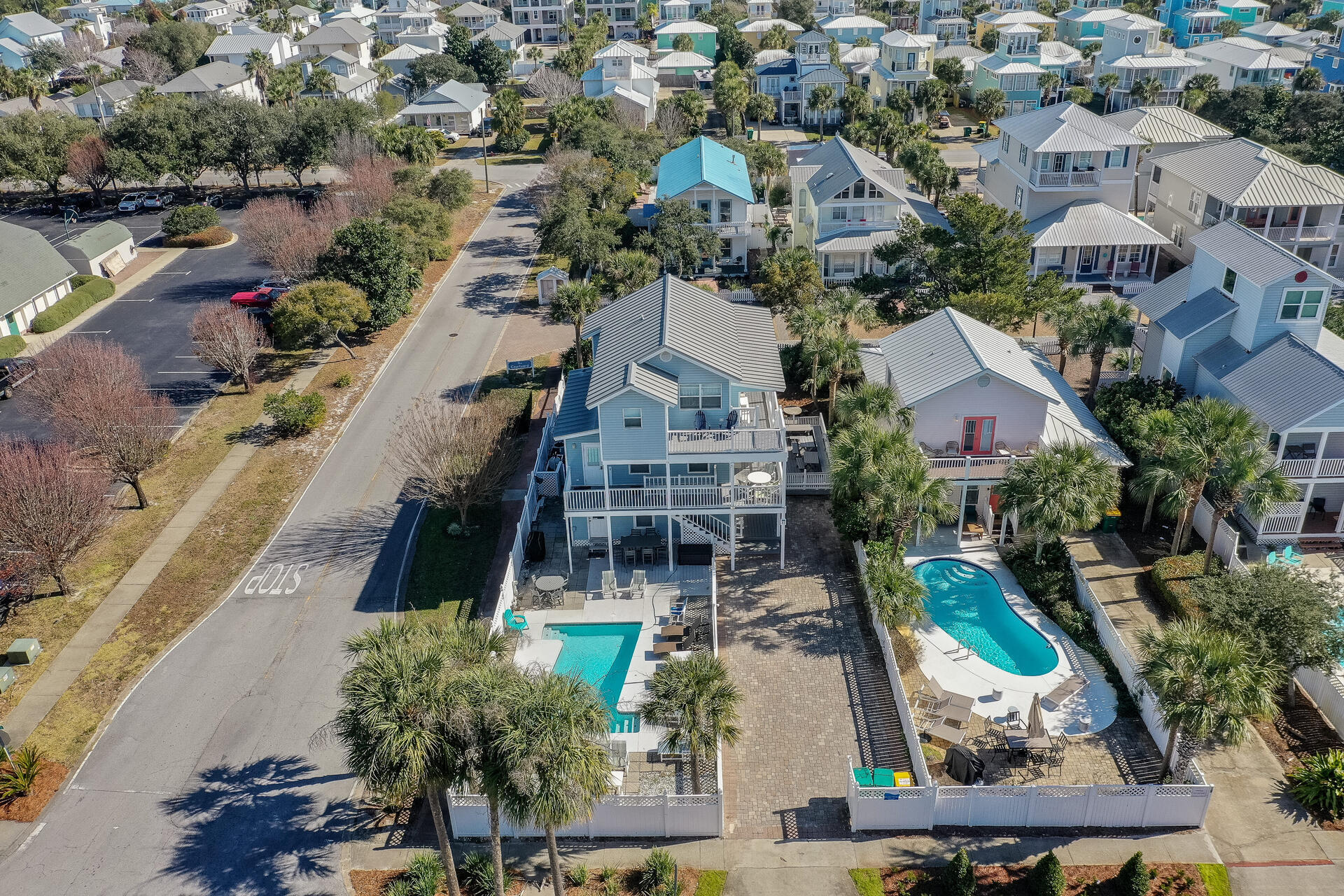 CRYSTAL BEACH - Residential