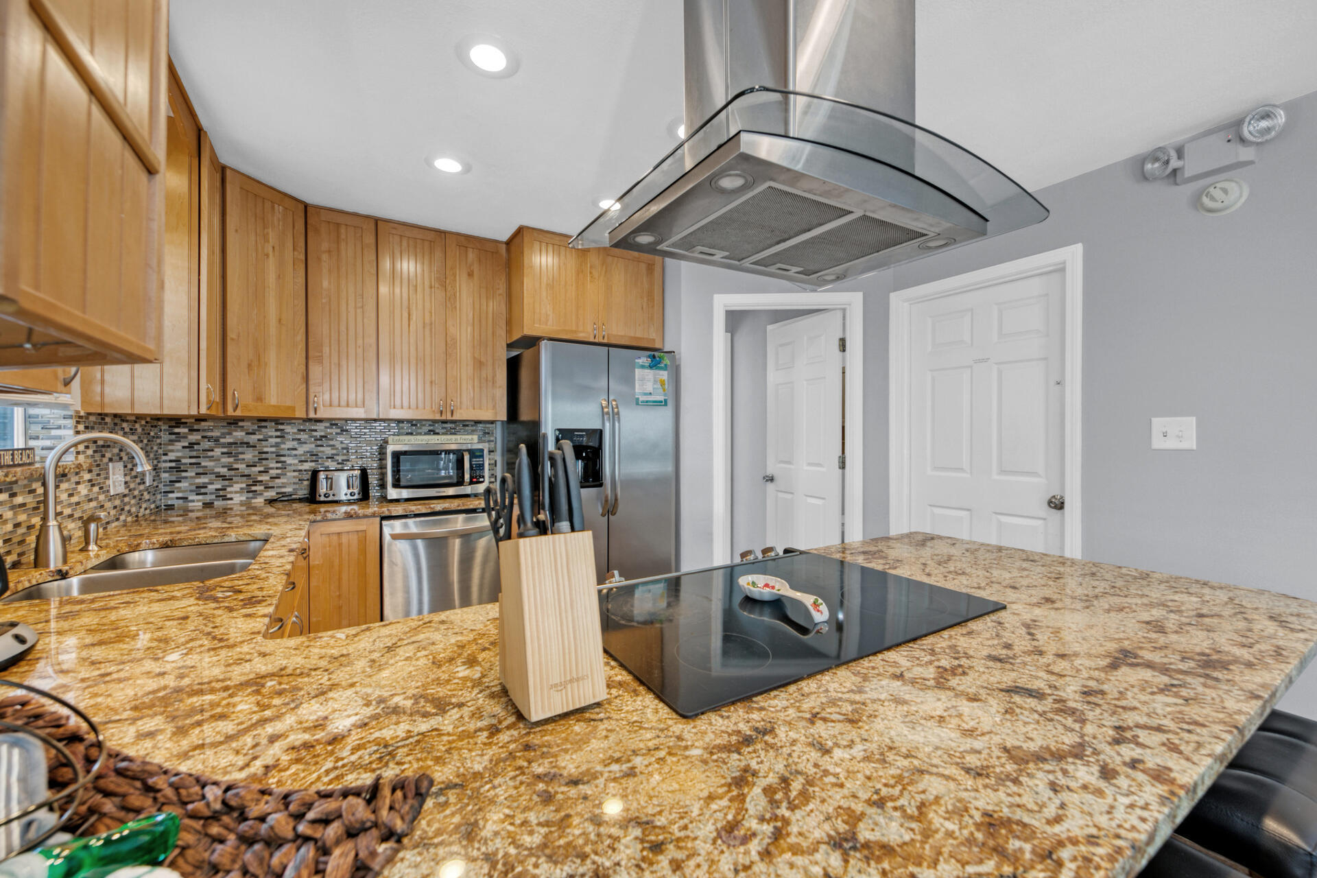 CRYSTAL BEACH - Residential