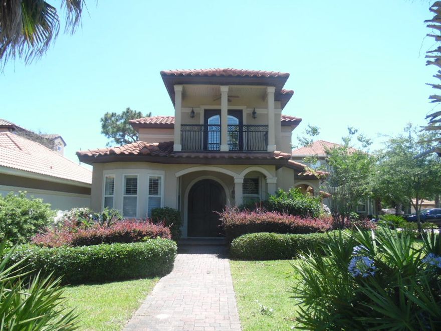 What a gorgeous 4 bedroom, 3 bath REO home in the Calusa Bay community! The custom home features beautiful hardwood and tile flooring as well as raised and coffered ceilings, granite counter tops, stainless appliances, ornate light fixtures, and an over abundance of counter space and cabinet space. The location is super convenient to shopping, schools, restaurants, beaches, bays and all the resort has to offer!