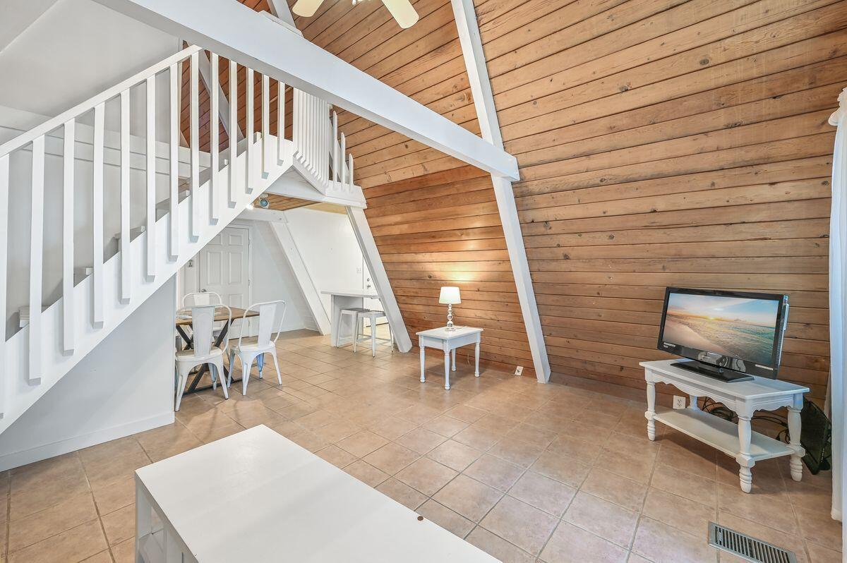 SEAGROVE 1ST ADDN - Residential
