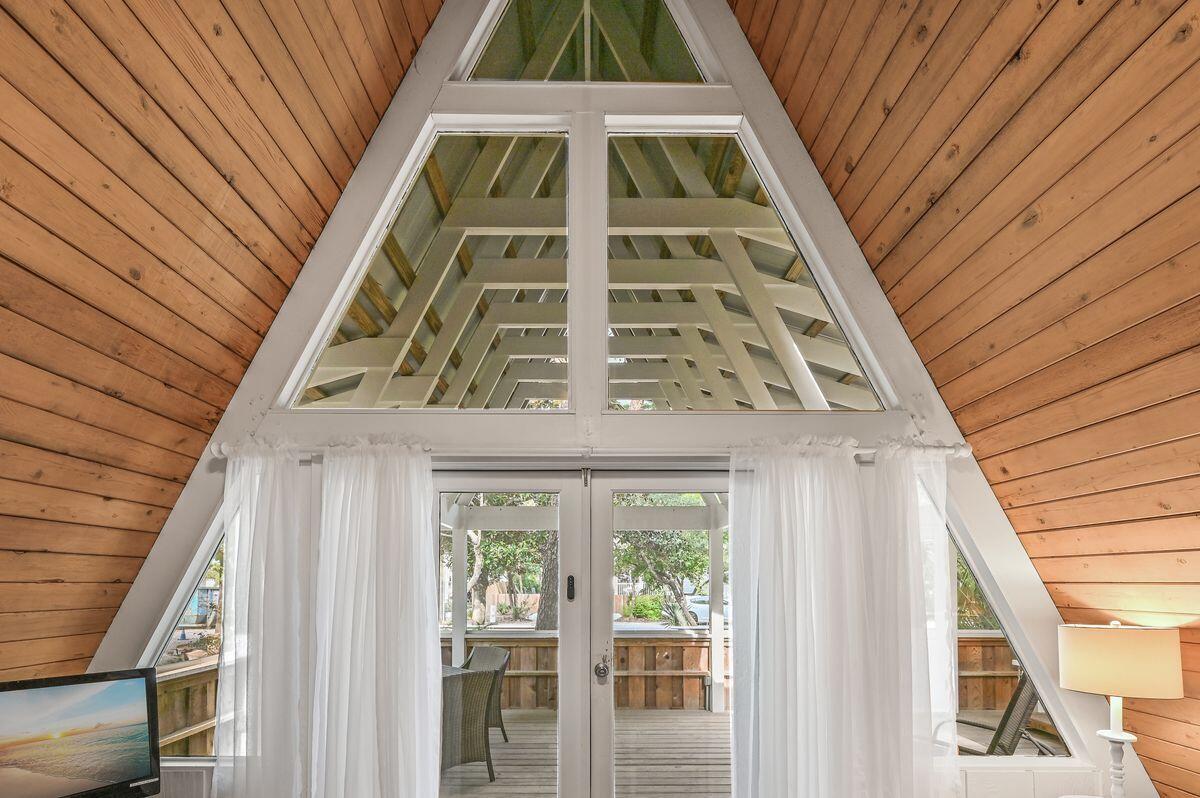 SEAGROVE 1ST ADDN - Residential