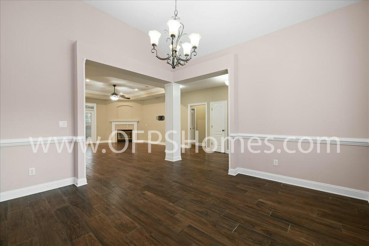 CLAIRE'S VINEYARD - Residential Lease