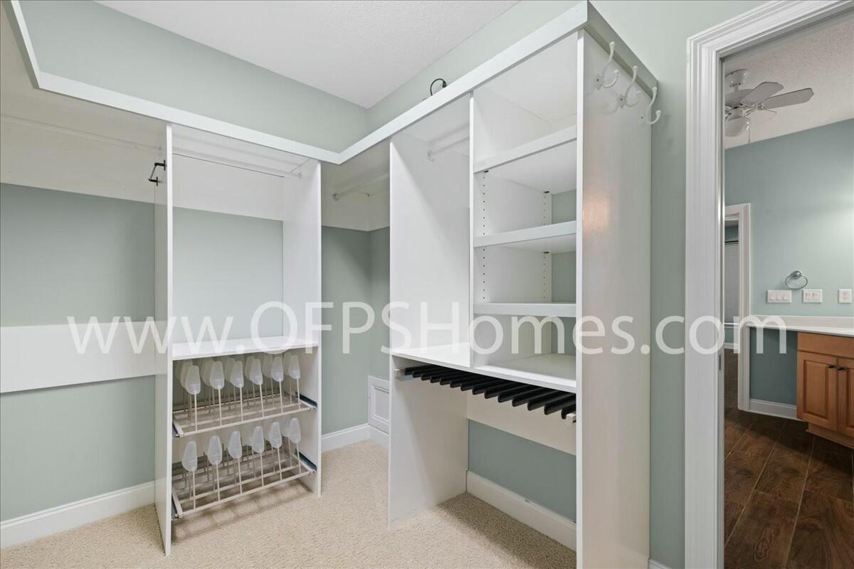 CLAIRE'S VINEYARD - Residential Lease