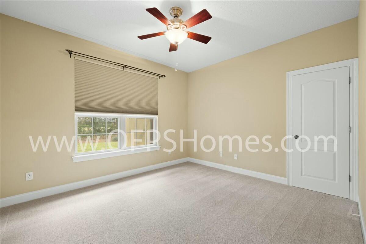 CLAIRE'S VINEYARD - Residential Lease