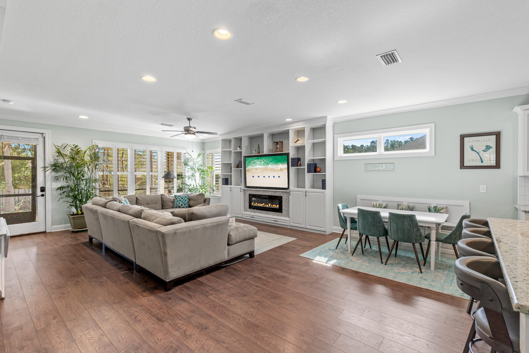 HAMMOCK BAY - Residential