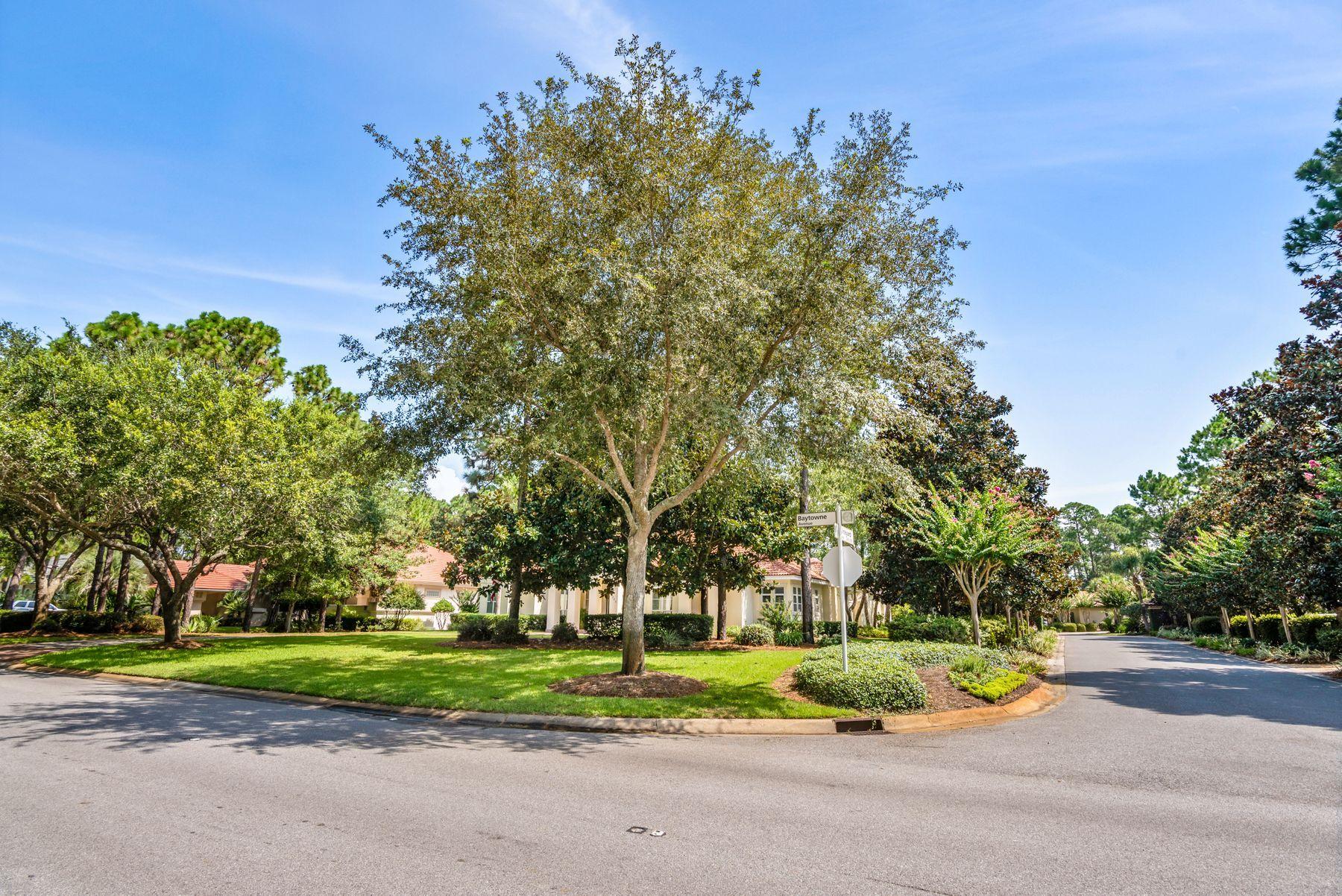 BAYTOWNE AVE EAST - Residential