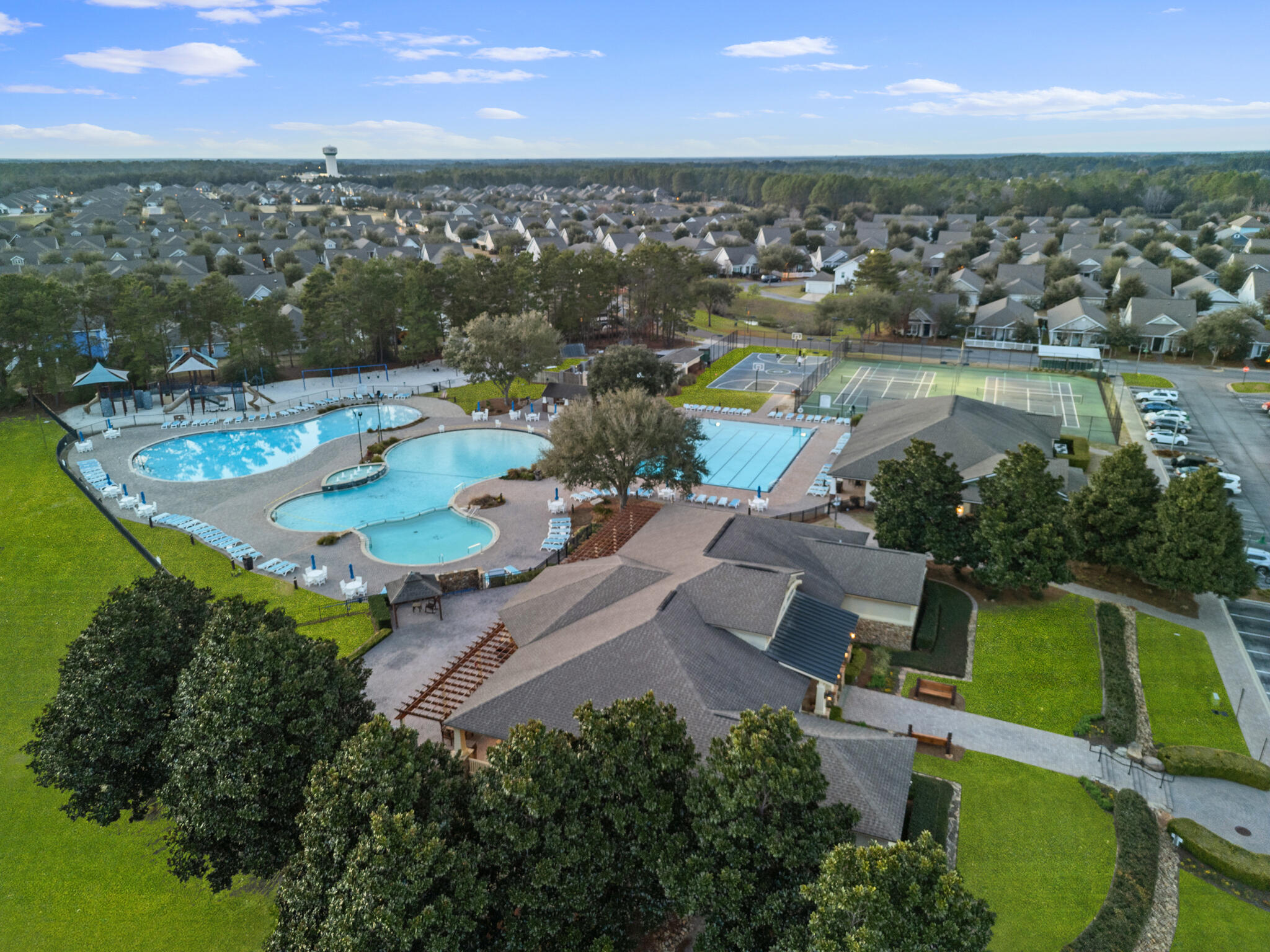 HAMMOCK BAY - Residential