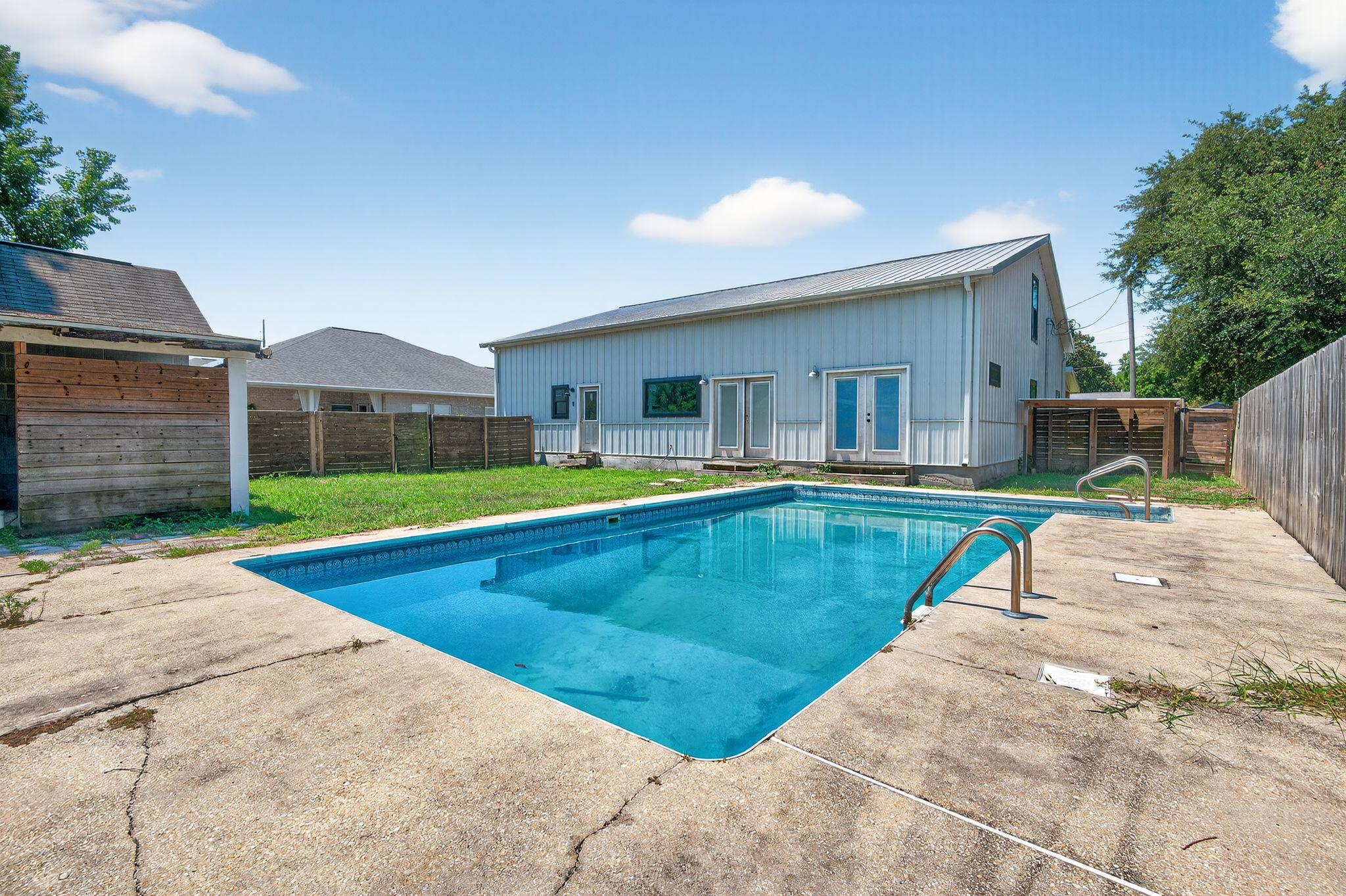 WYNNEHAVEN BEACH ESTATES - Residential