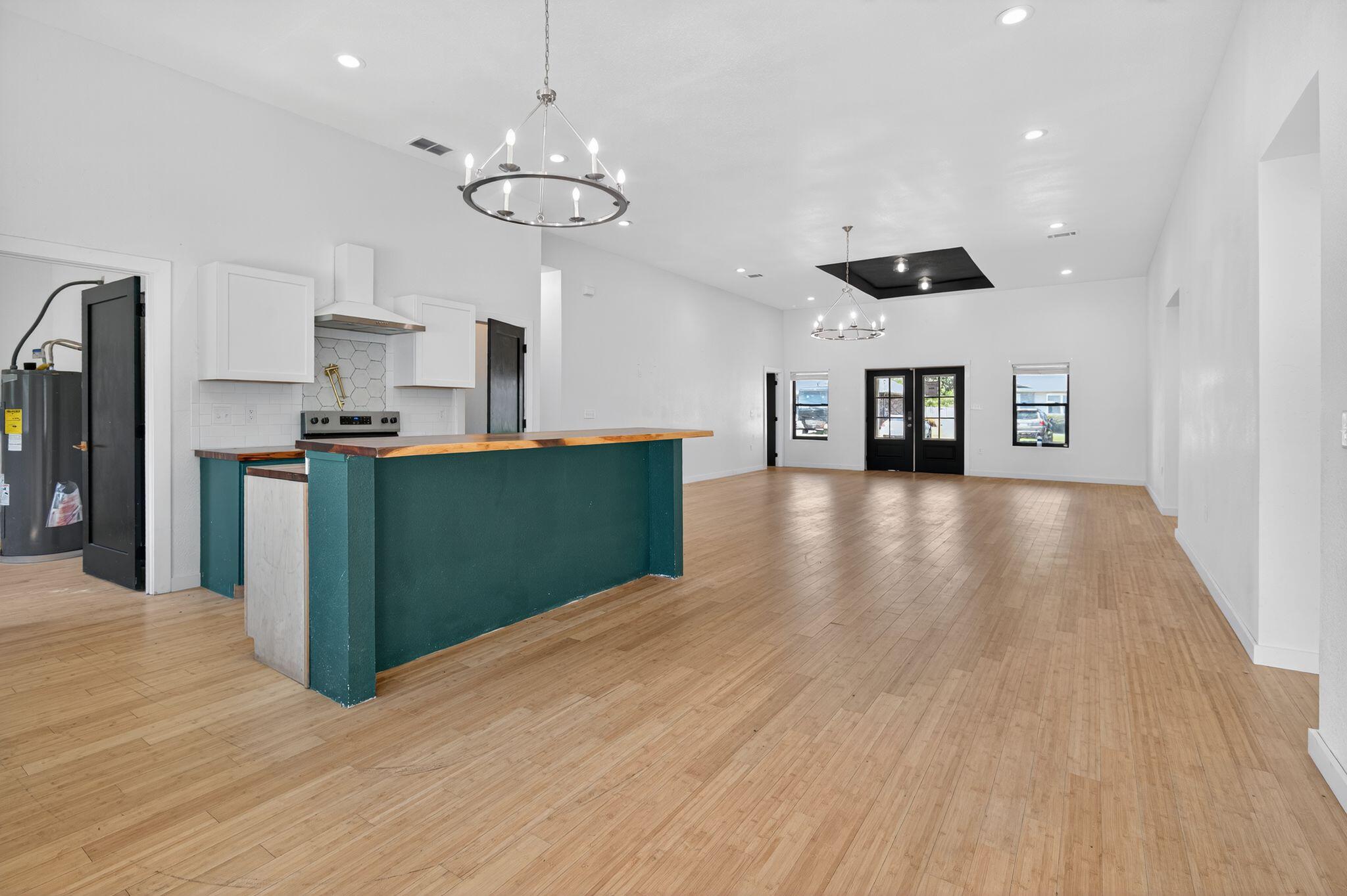 WYNNEHAVEN BEACH ESTATES - Residential